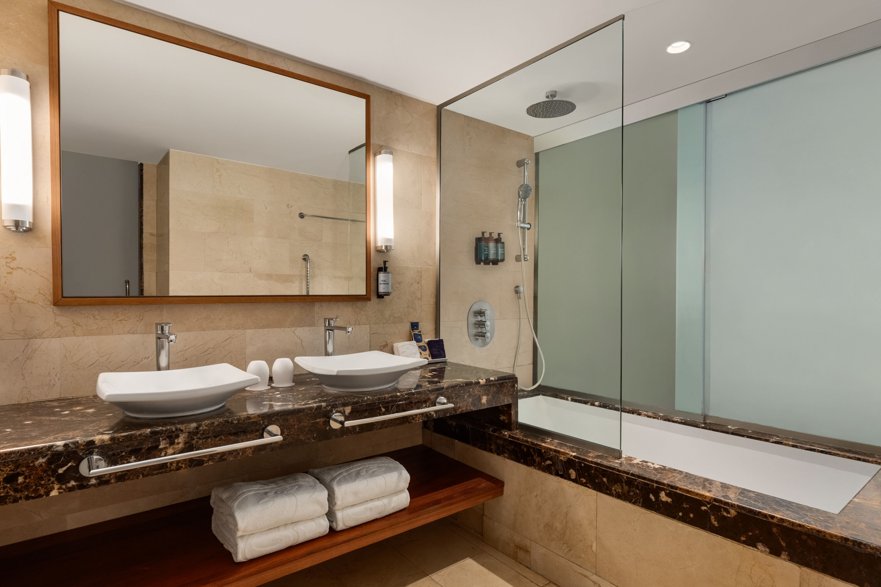 Guest room bath at the Grand Palladium Palace, All Inclusive Resort, Spa & Casino in Punta Cana, Other than US/Canada