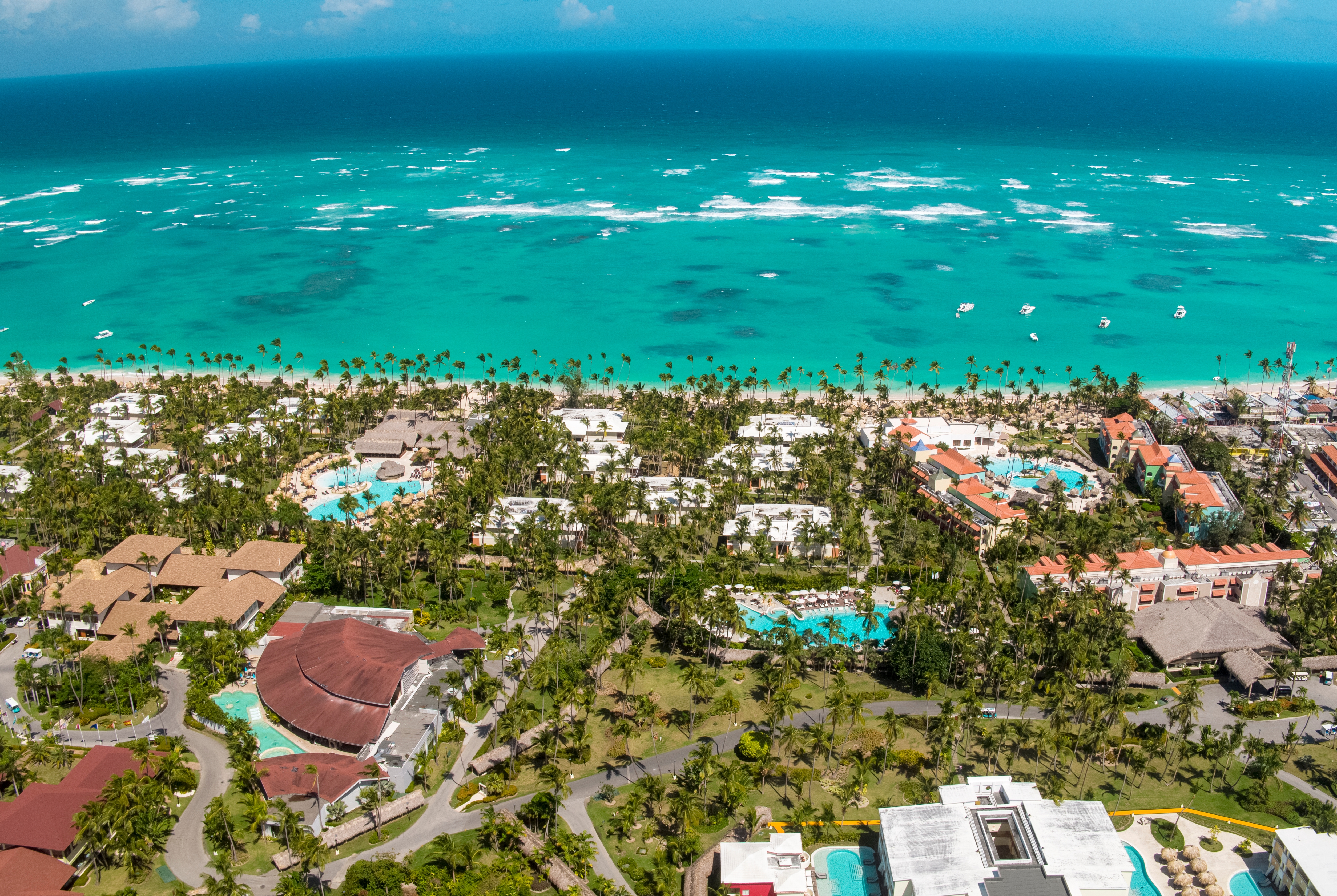 Exterior of Grand Palladium Palace, All Inclusive Resort, Spa & Casino hotel in Punta Cana, Other than US/Canada
