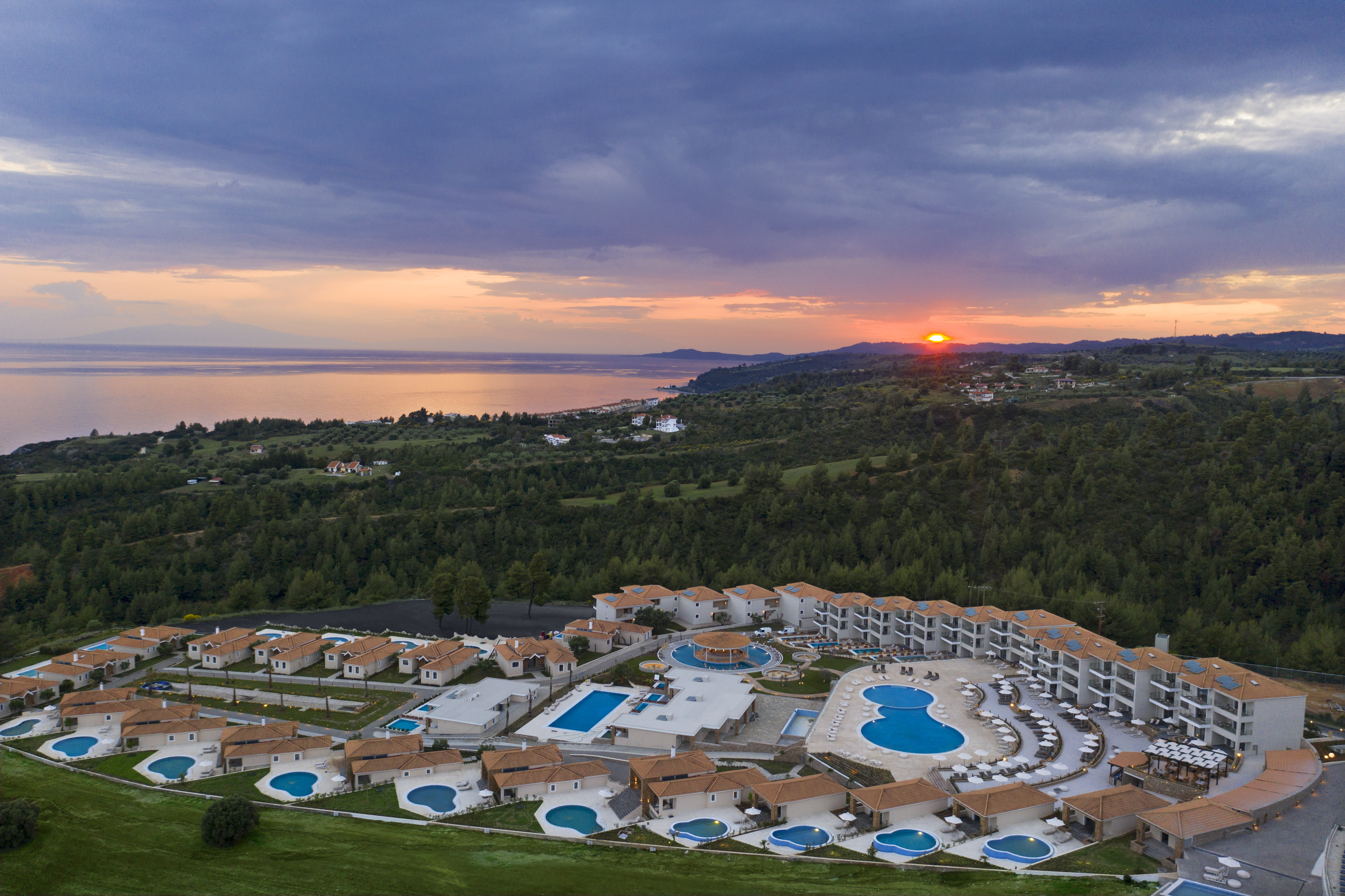 Exterior of Zeus Eleva Ajul, a Registry Collection Hotel hotel in Agia Paraskevi Chalikidi, Other than US/Canada