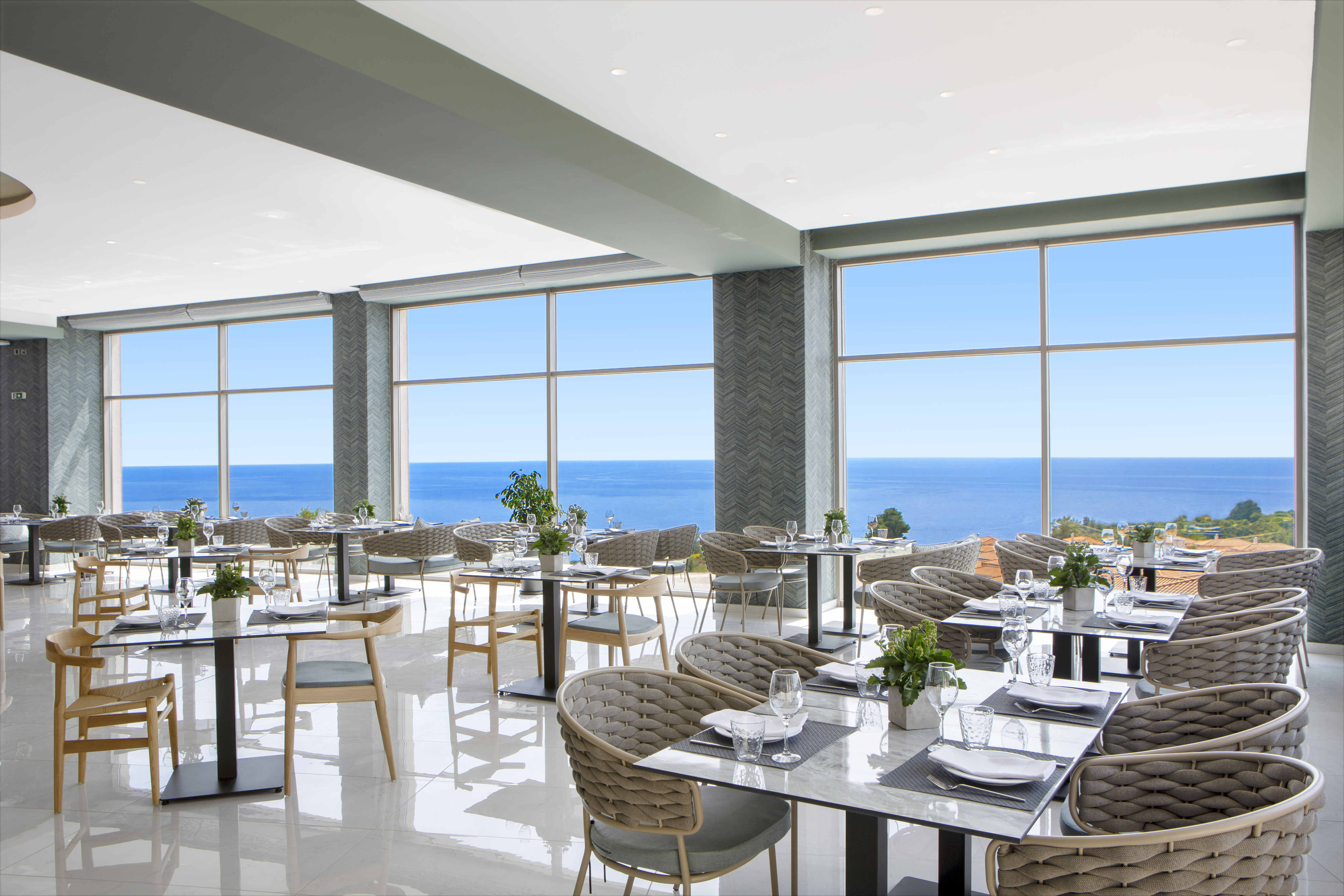 Zeus Eleva Ajul, a Registry Collection Hotel restaurant in Agia Paraskevi Chalikidi, Other than US/Canada