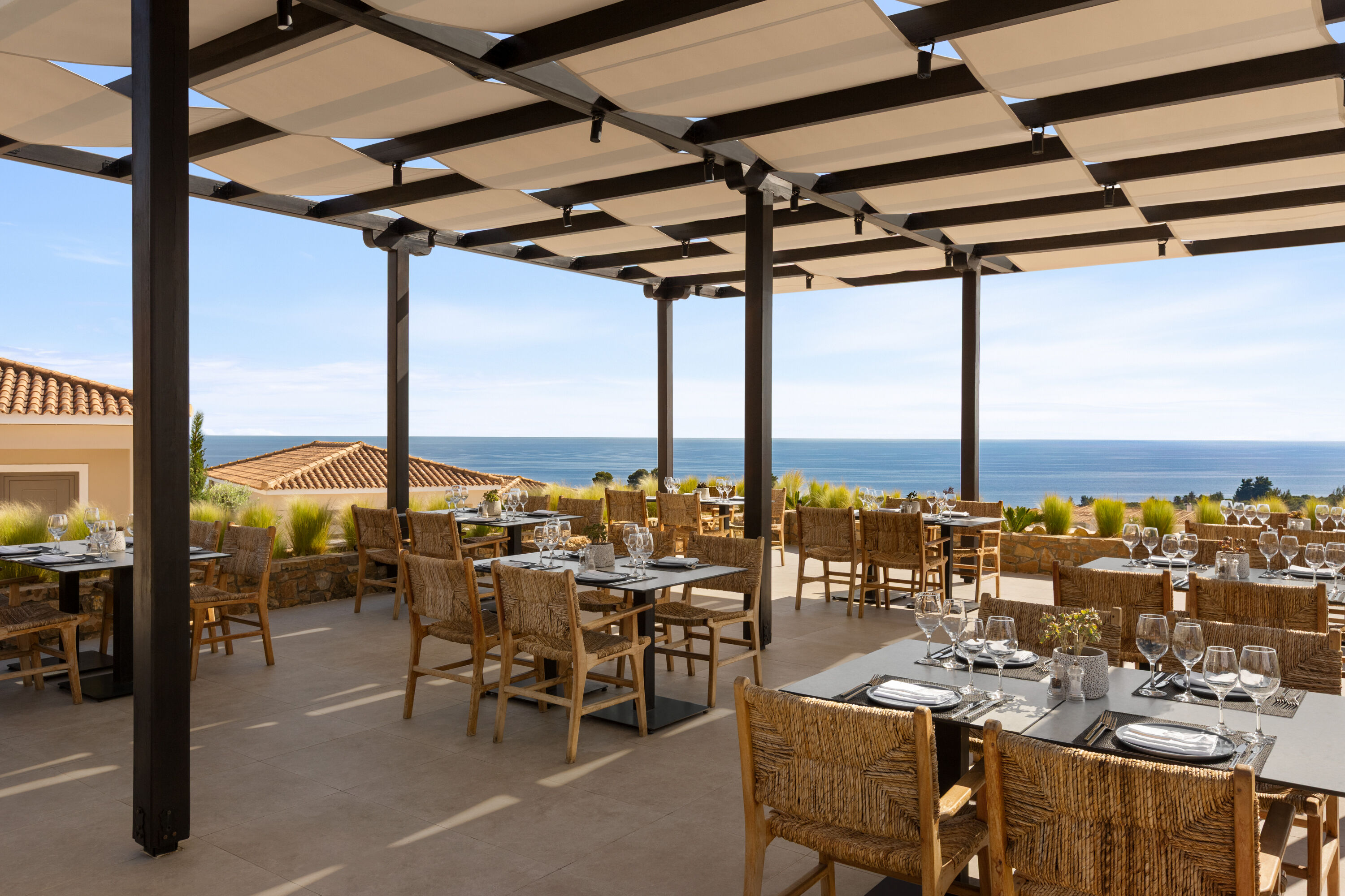 Zeus Eleva Ajul, a Registry Collection Hotel restaurant in Agia Paraskevi Chalikidi, Other than US/Canada