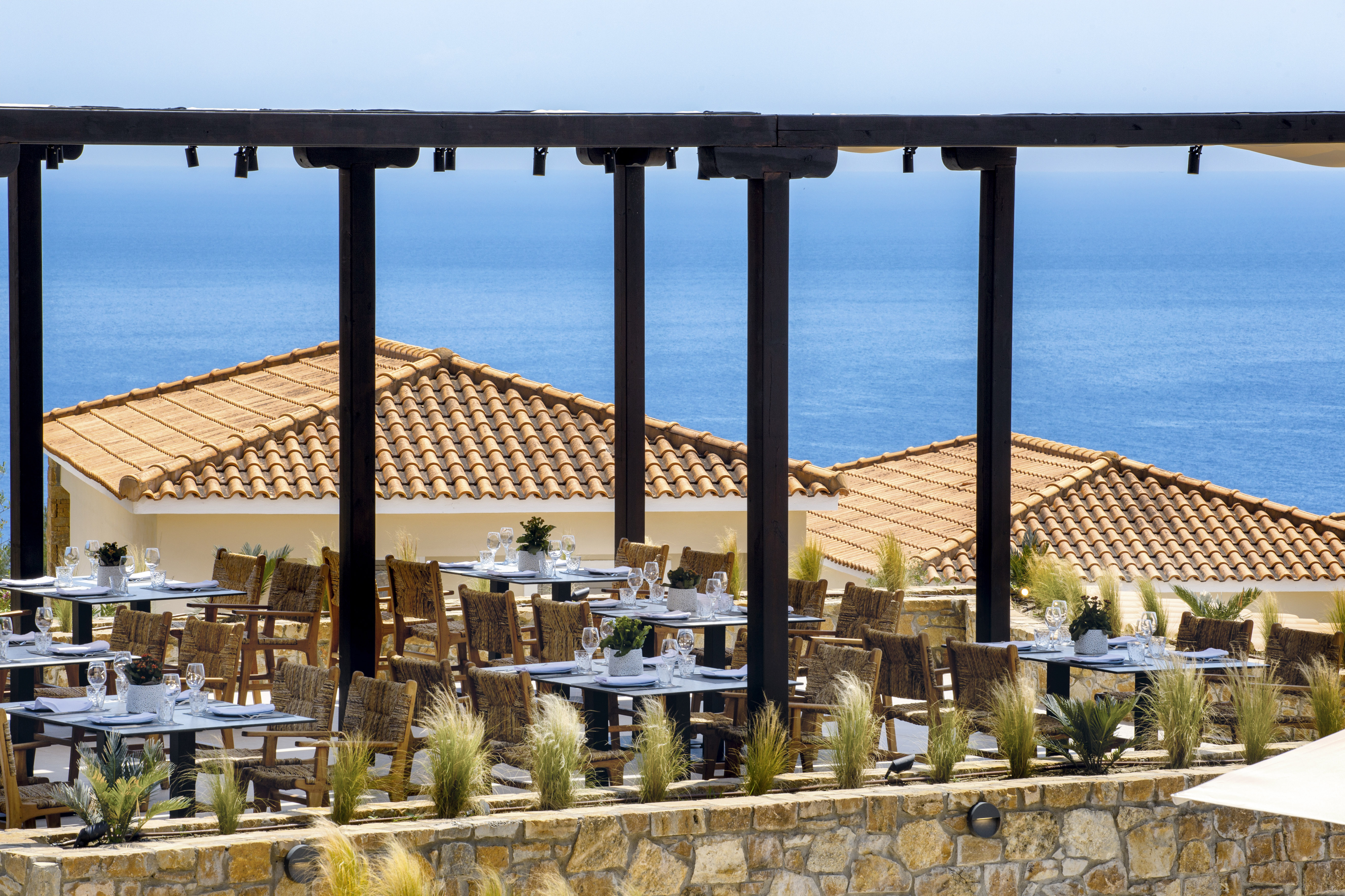 Zeus Eleva Ajul, a Registry Collection Hotel restaurant in Agia Paraskevi Chalikidi, Other than US/Canada