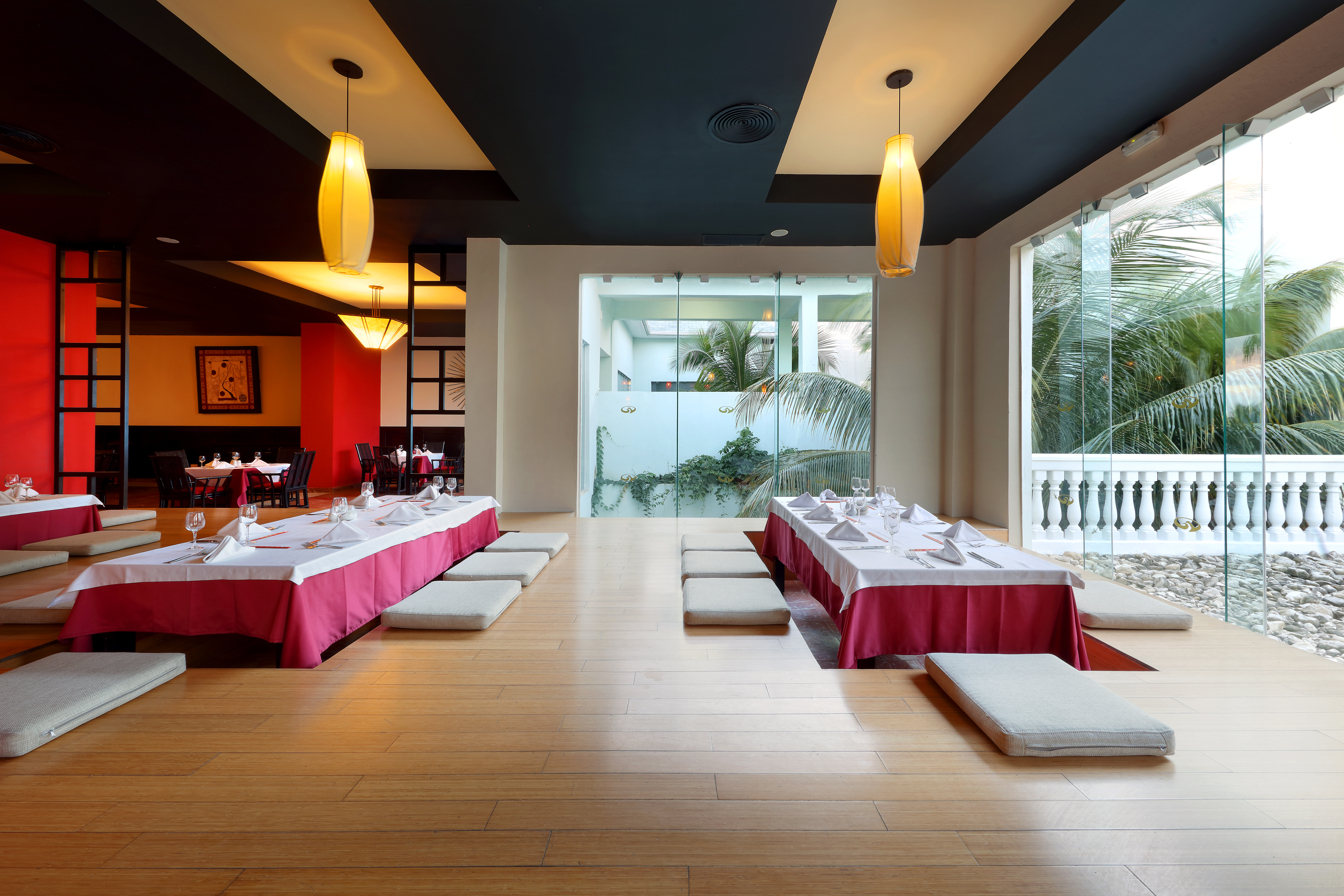 Grand Palladium Jamaica, All Inclusive Resort & Spa restaurant in Montego Bay, Other than US/Canada