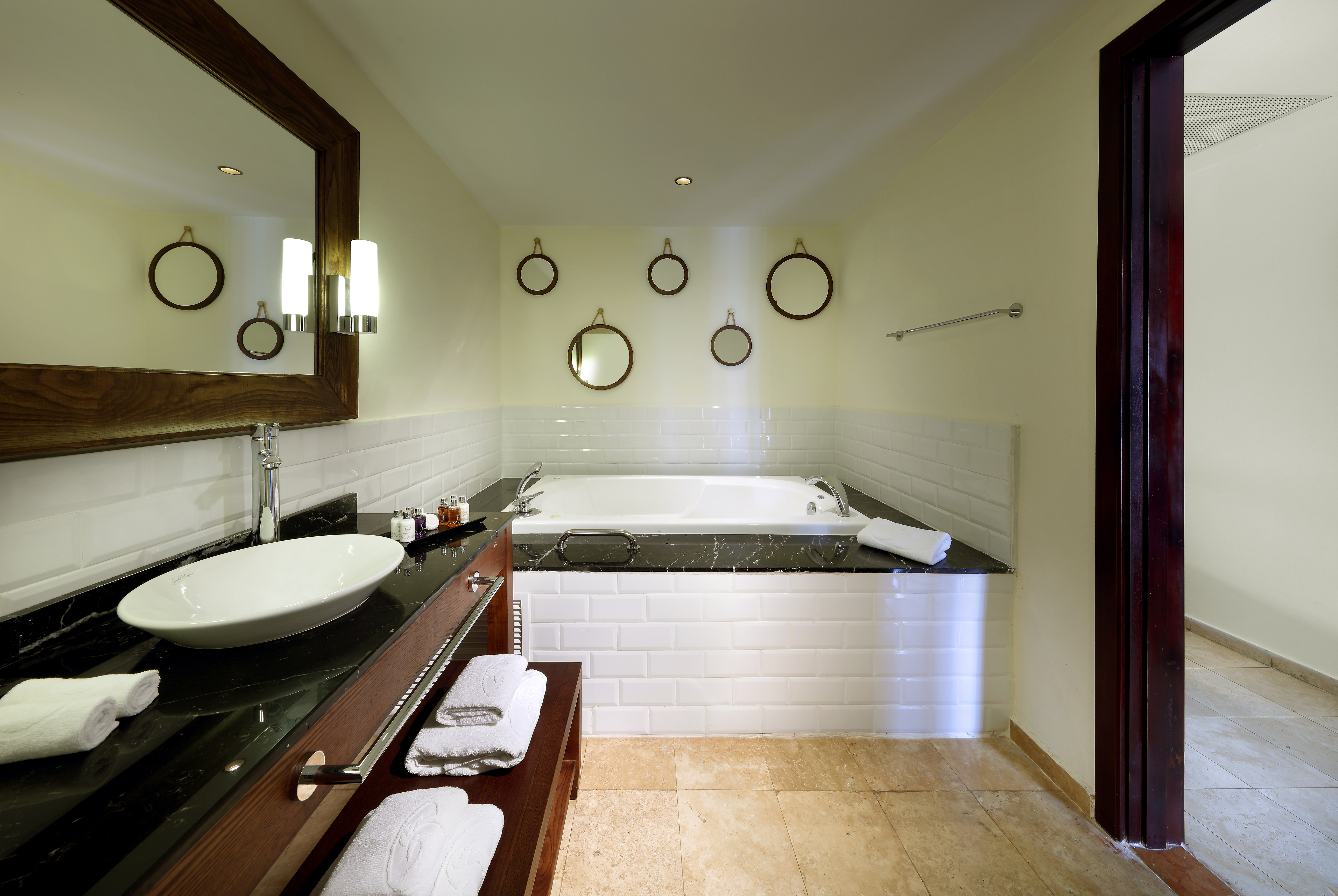 Grand Palladium Lady Hamilton, All Inclusive Resort & Spa suite in Montego Bay, Other than US/Canada