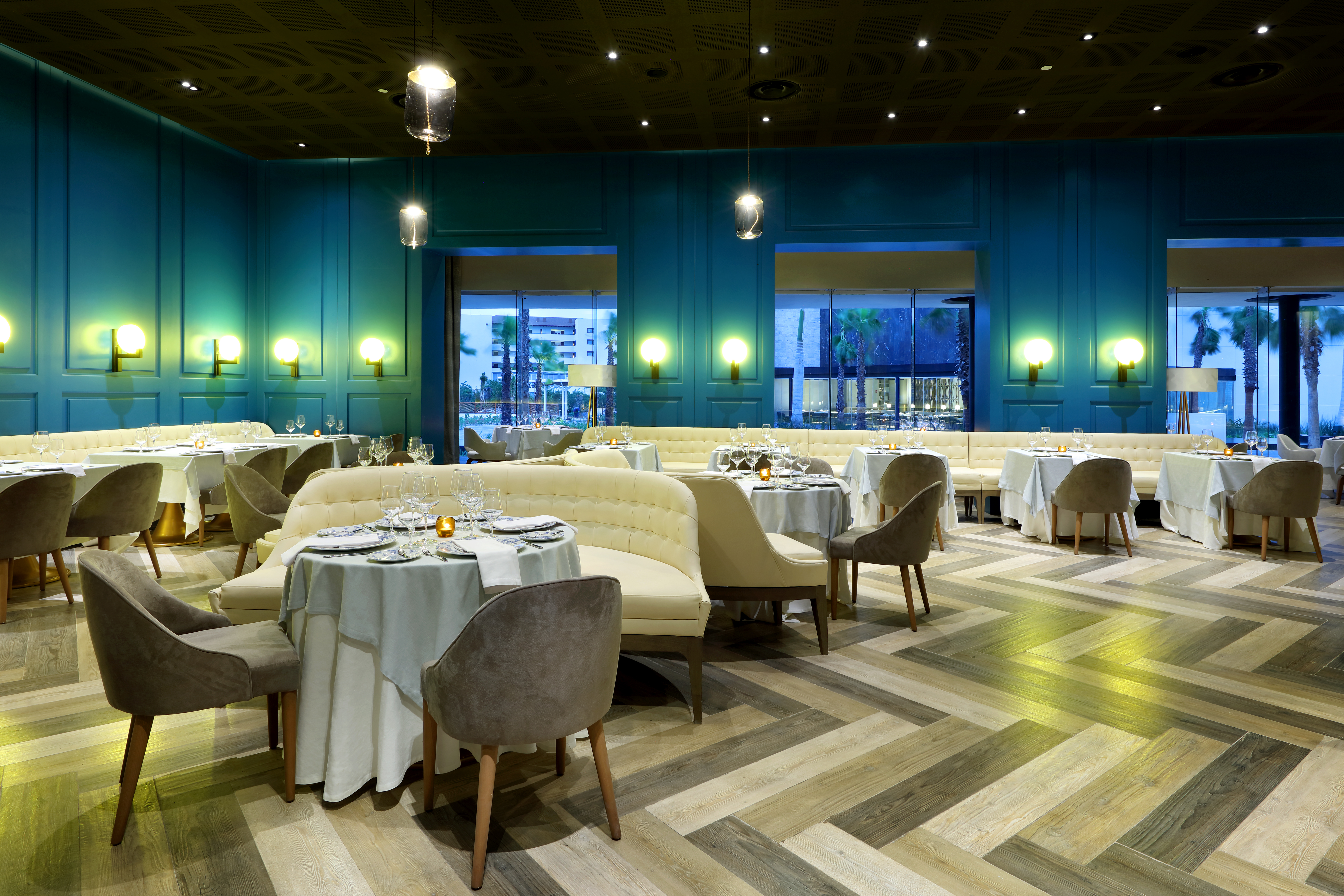 TRS Coral Costa Mujeres, a Registry Collection Hotel restaurant in Cancun, Other than US/Canada