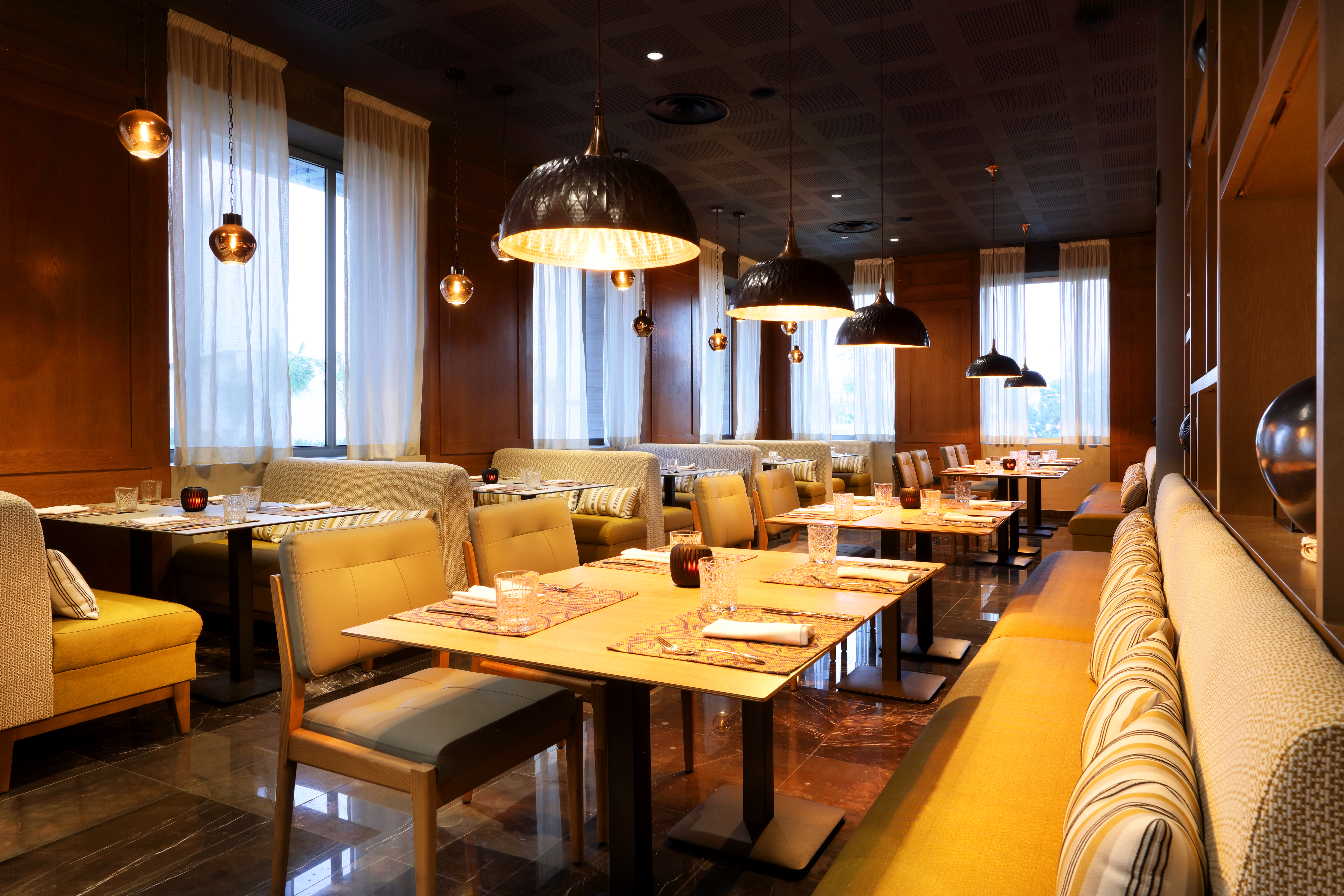 TRS Coral Costa Mujeres, a Registry Collection Hotel restaurant in Cancun, Other than US/Canada