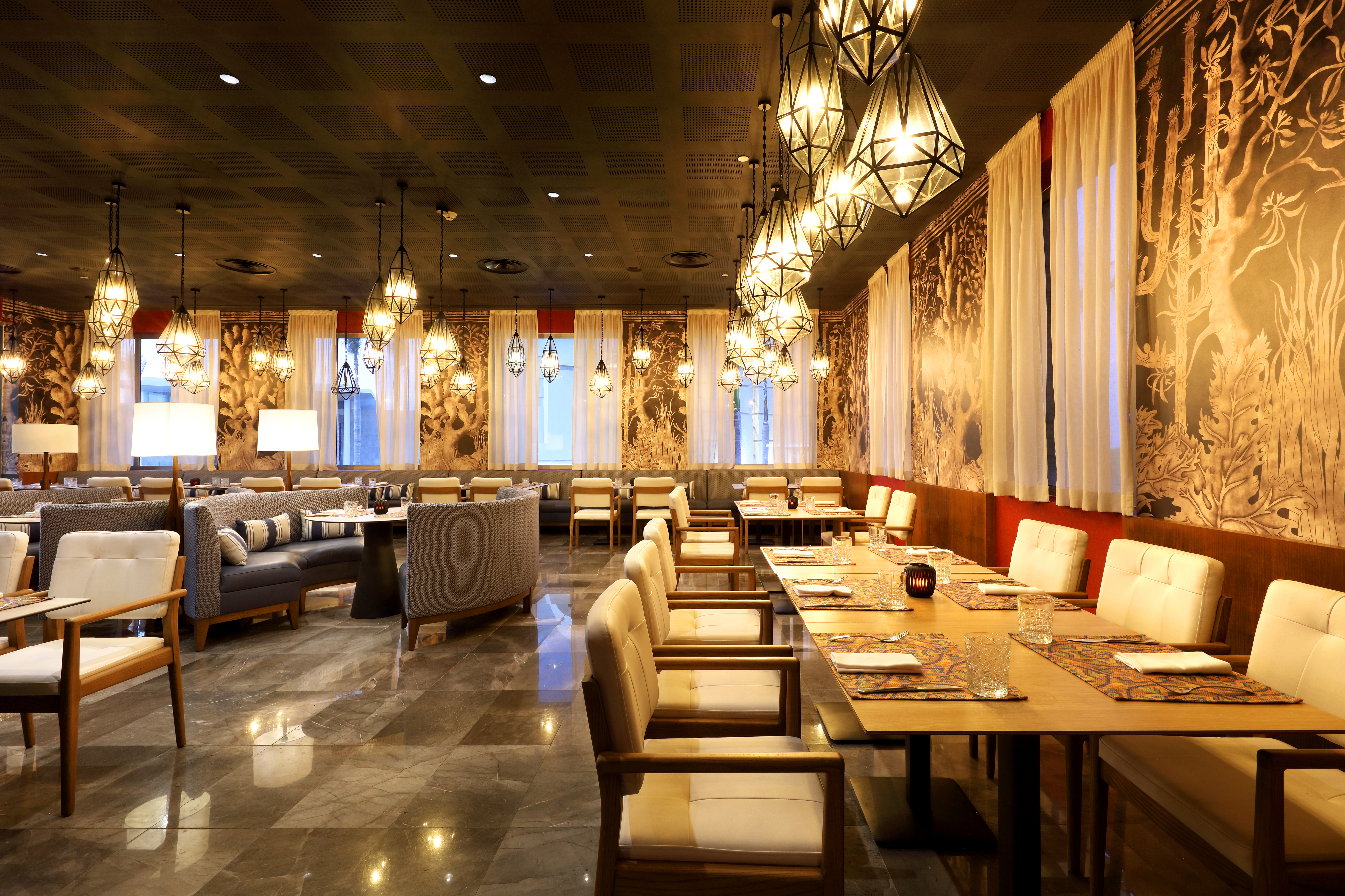 TRS Coral Costa Mujeres, a Registry Collection Hotel restaurant in Cancun, Other than US/Canada