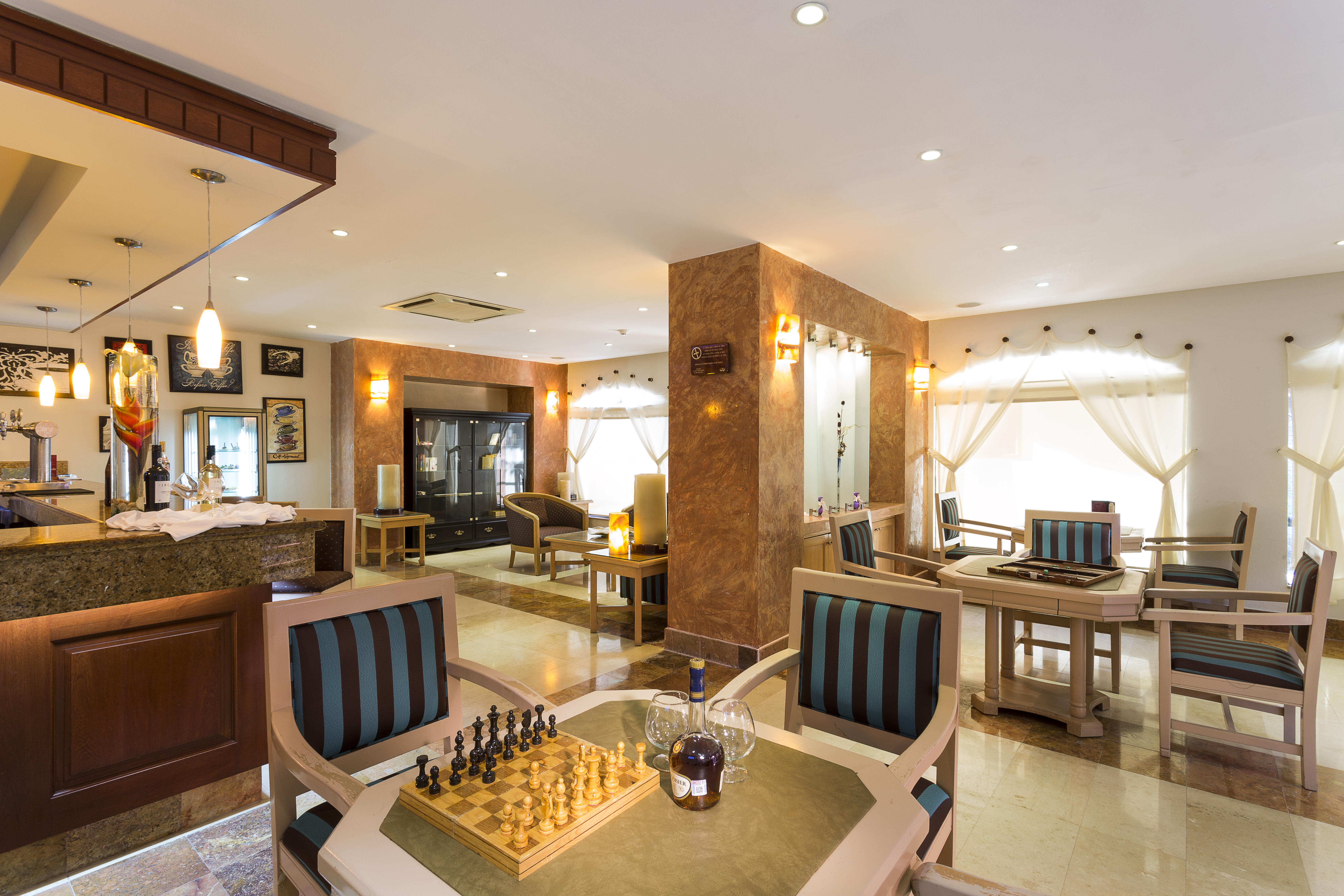 Bar at Grand Palladium Vallarta, All Inclusive Resort & Spa in Punta Mita, Other than US/Canada