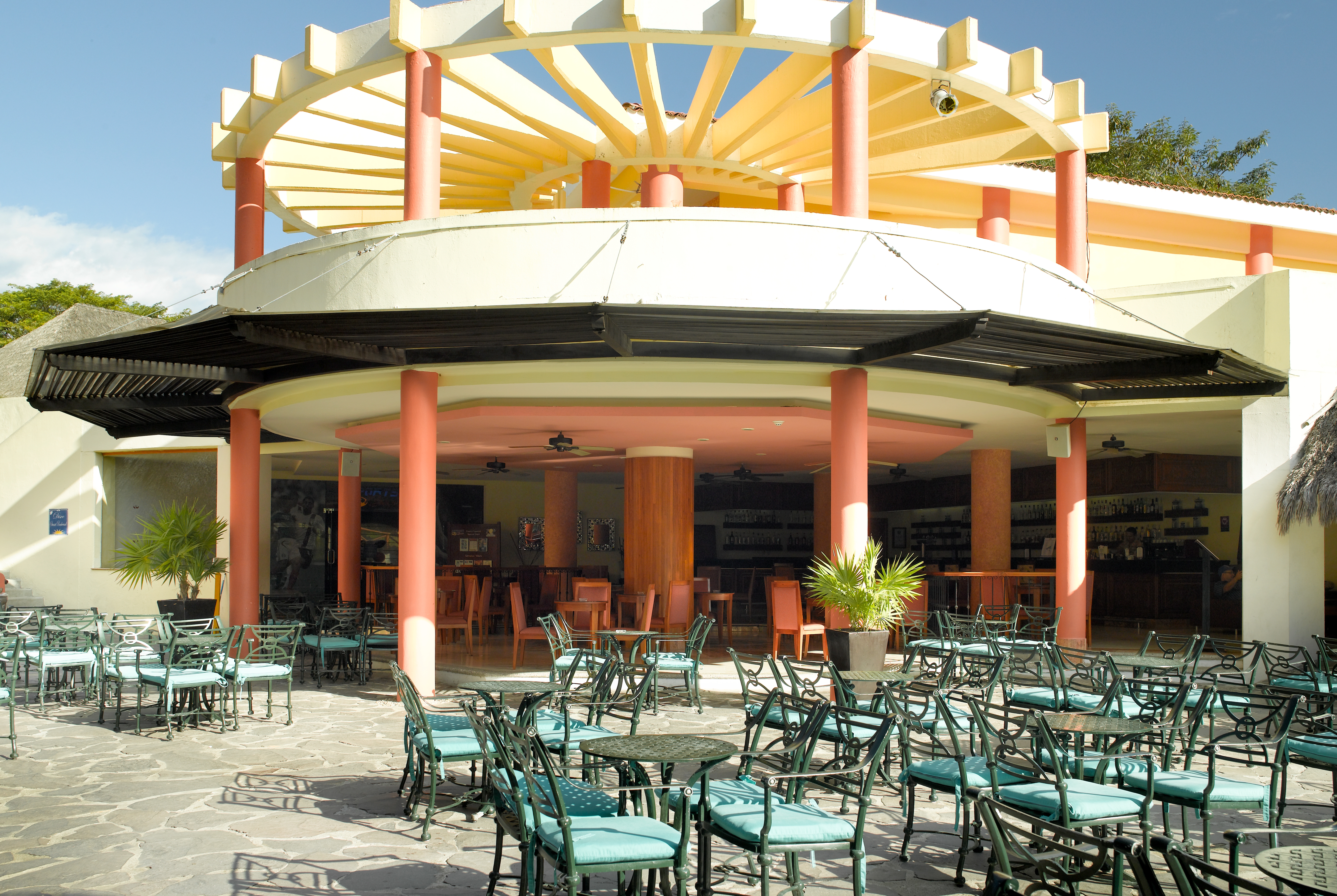 Bar at Grand Palladium Vallarta, All Inclusive Resort & Spa in Punta Mita, Other than US/Canada