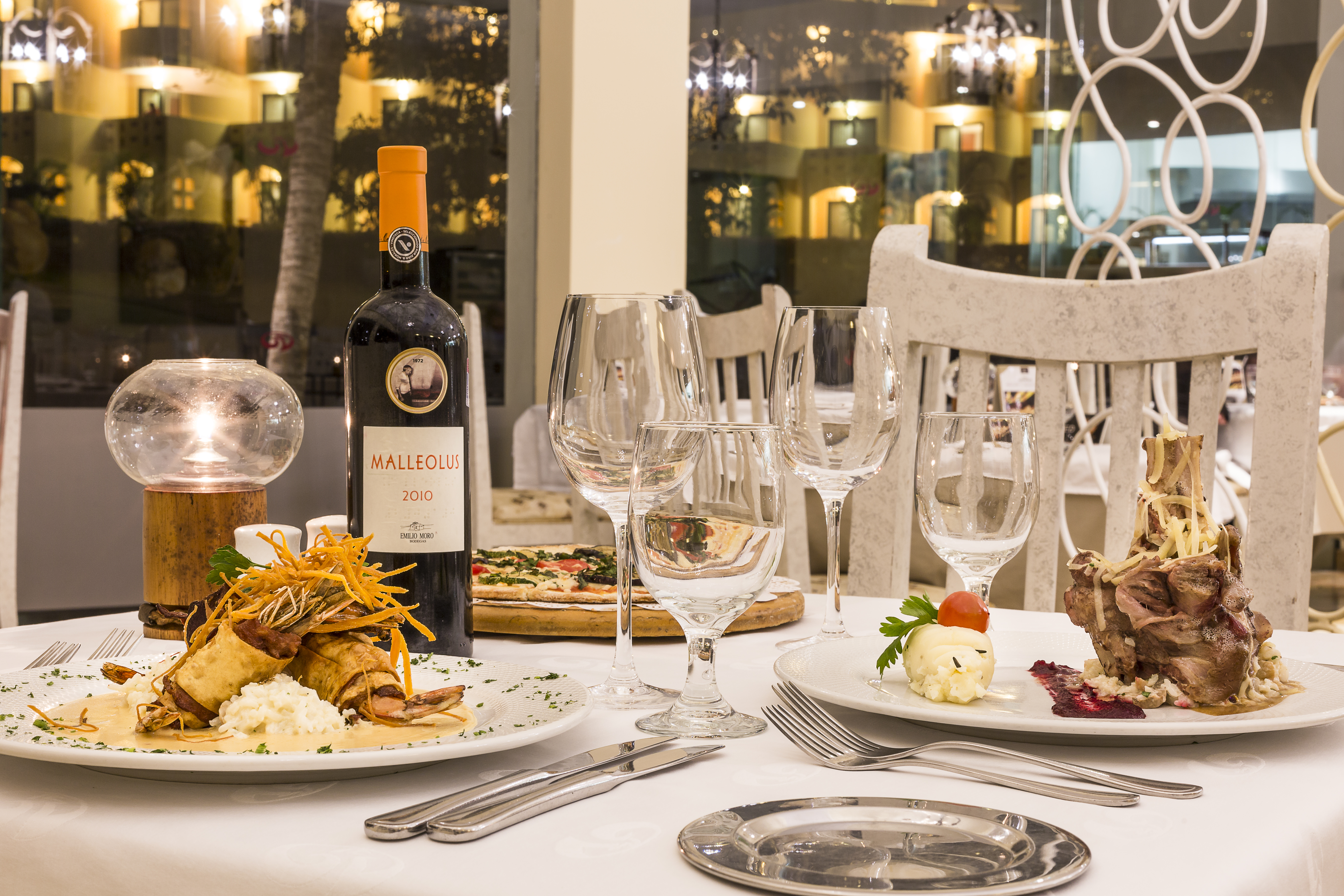 Grand Palladium Vallarta, All Inclusive Resort & Spa restaurant in Punta Mita, Other than US/Canada