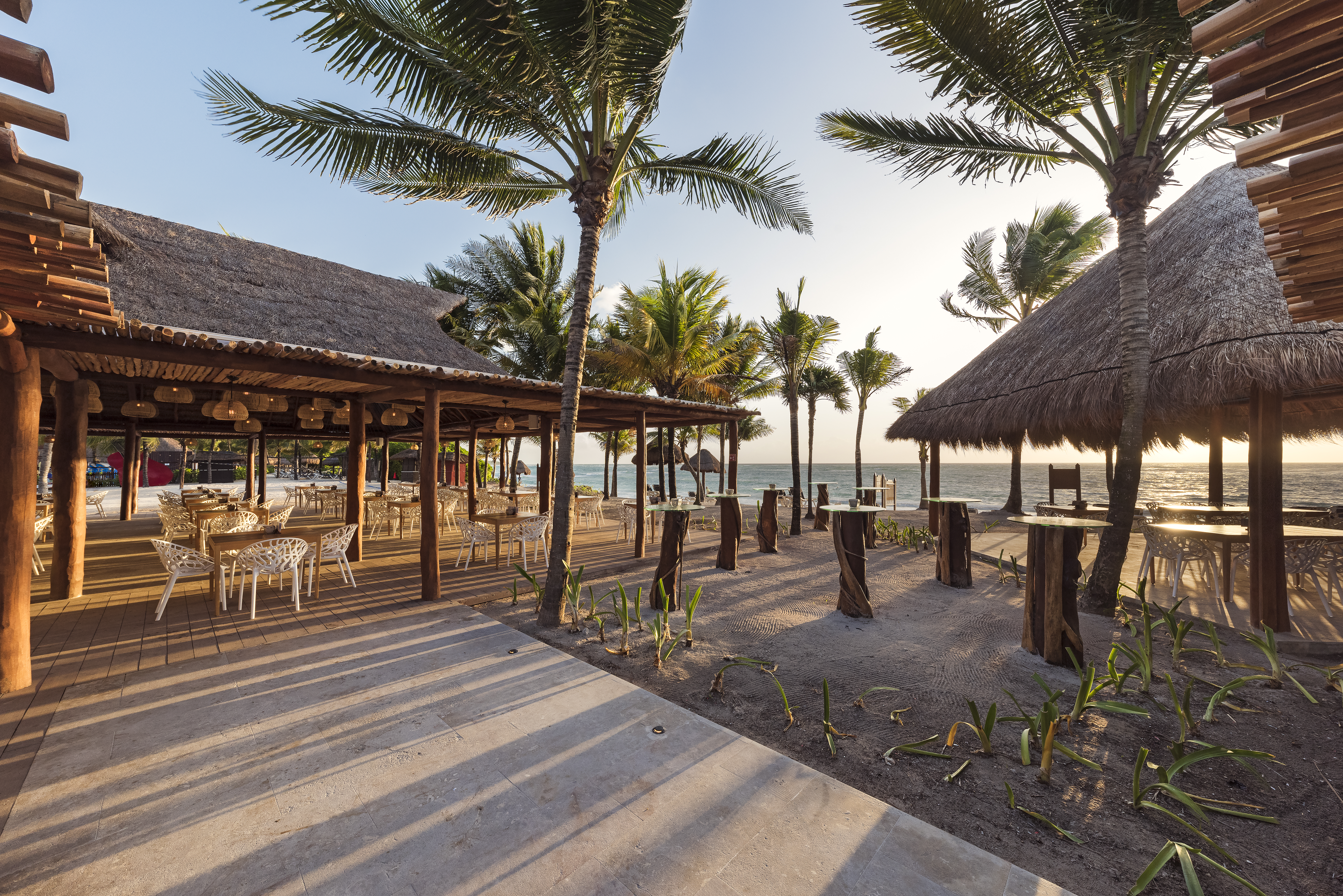 Bar at Grand Palladium Colonial Riviera Maya, All Inclusive Resort in Riviera Maya, Other than US/Canada