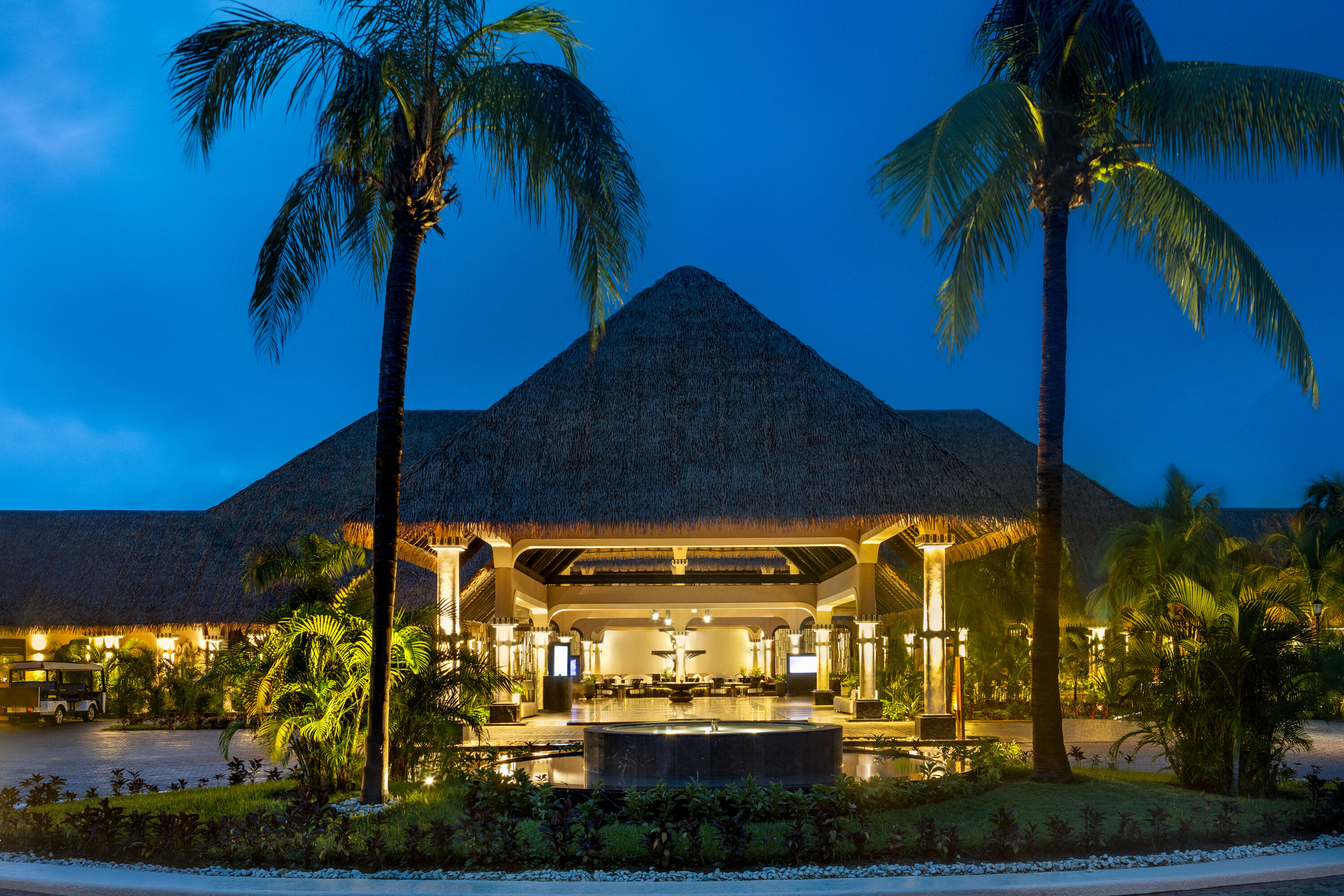 Exterior of Grand Palladium Colonial Riviera Maya, All Inclusive Resort hotel in Riviera Maya, Other than US/Canada