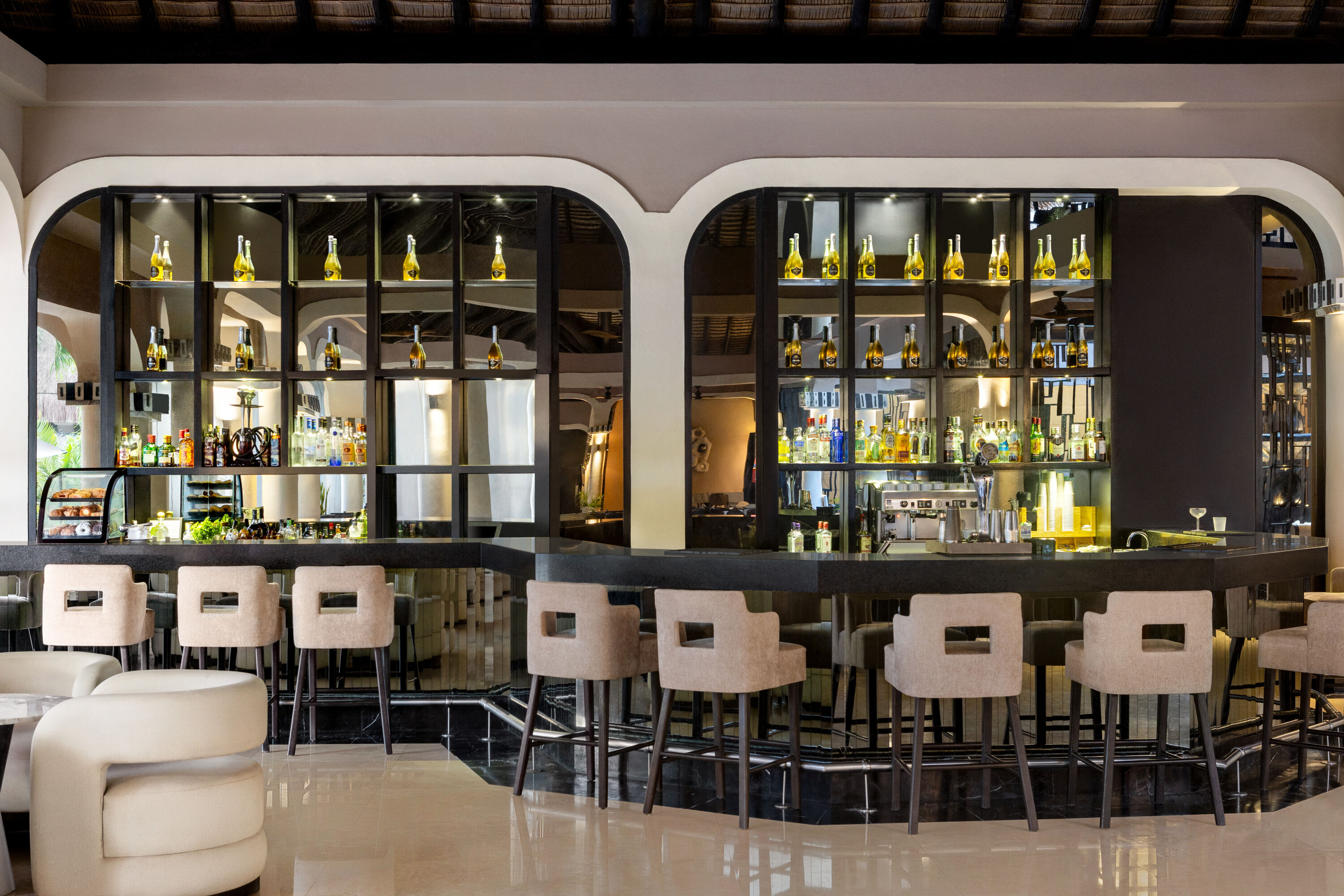 Grand Palladium Colonial Riviera Maya, All Inclusive Resort lobby bar in Riviera Maya, Other than US/Canada