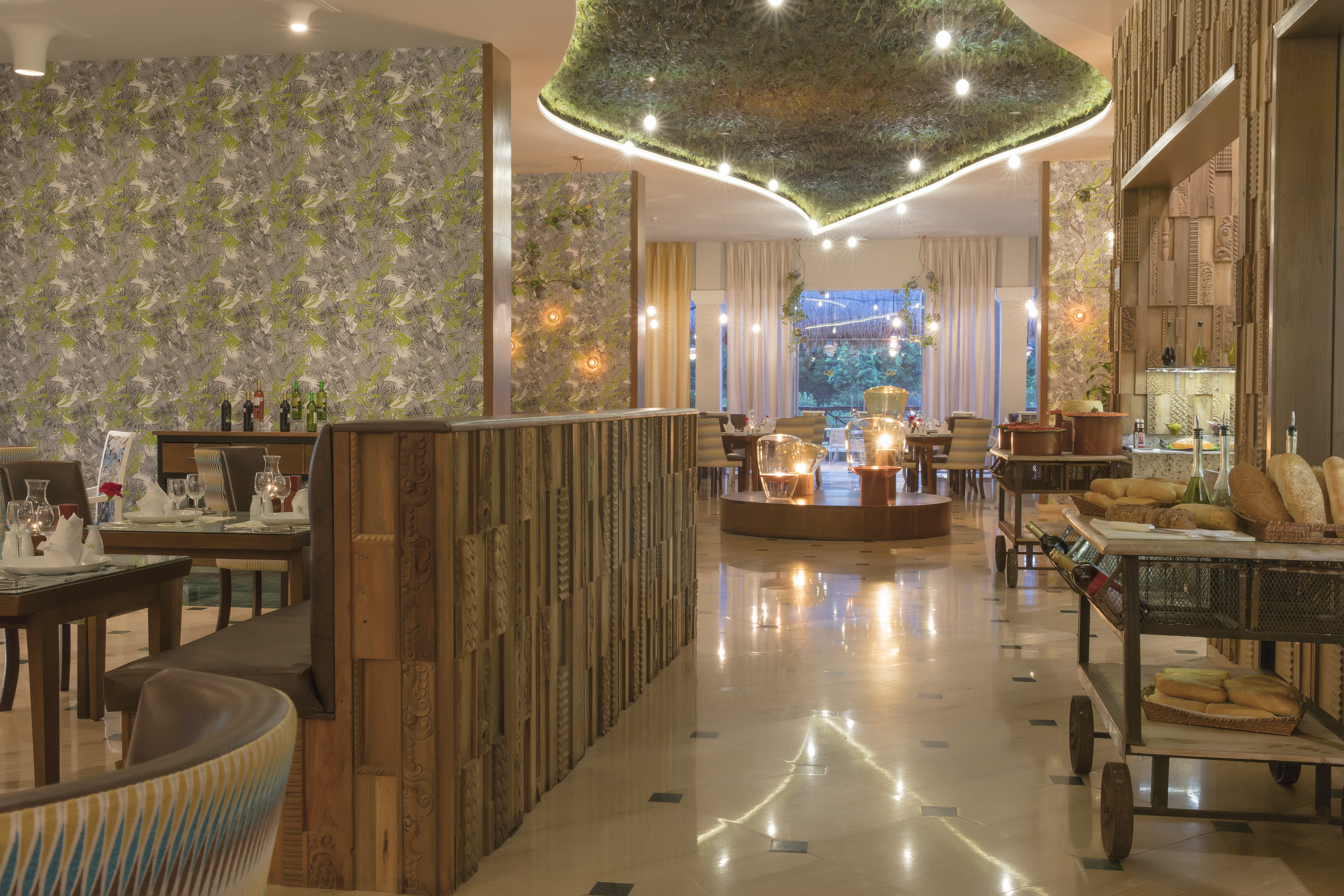 Grand Palladium Colonial Riviera Maya, All Inclusive Resort restaurant in Riviera Maya, Other than US/Canada