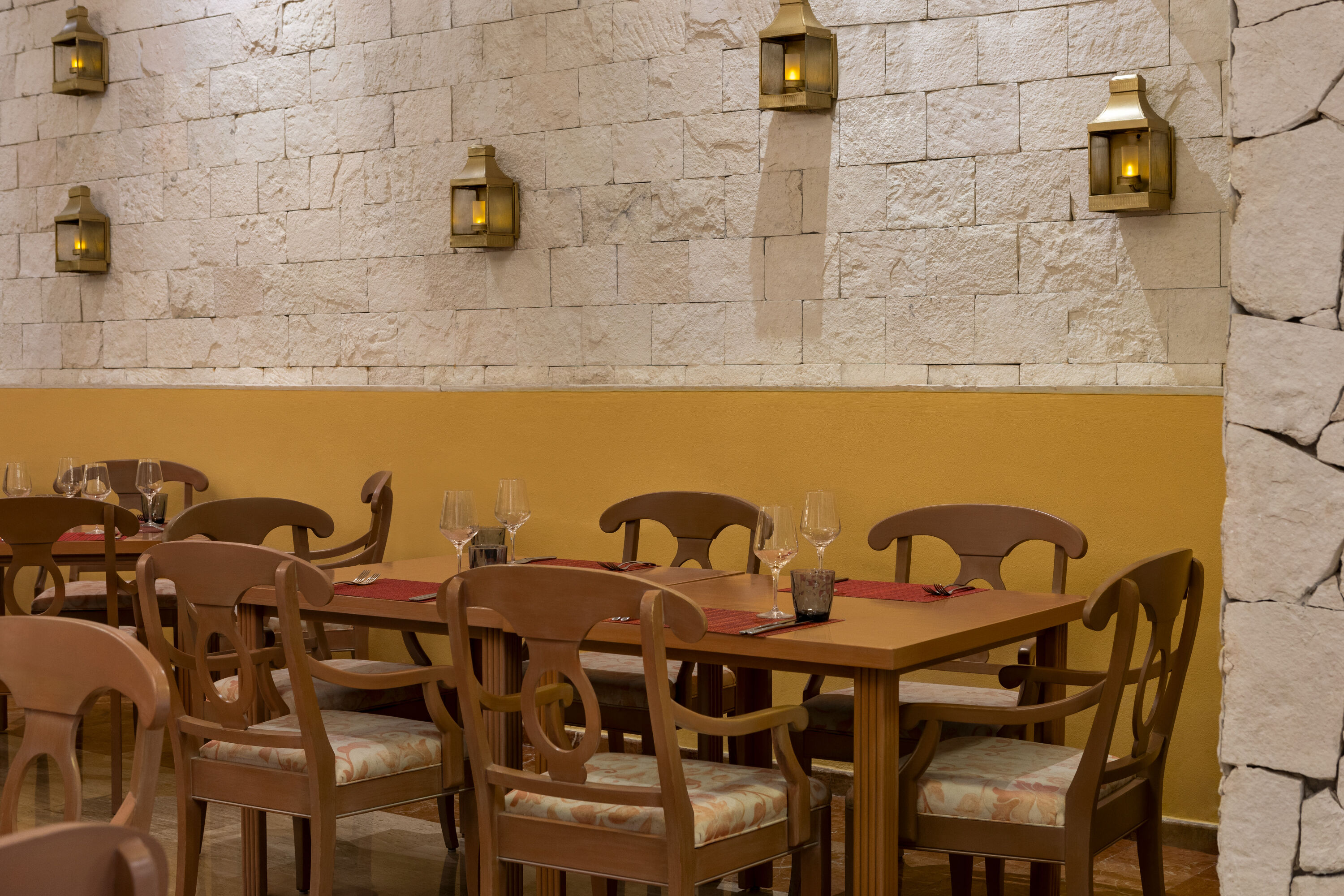 Grand Palladium Kantenah Riviera Maya, All Inclusive Resort restaurant in Riviera Maya, Other than US/Canada