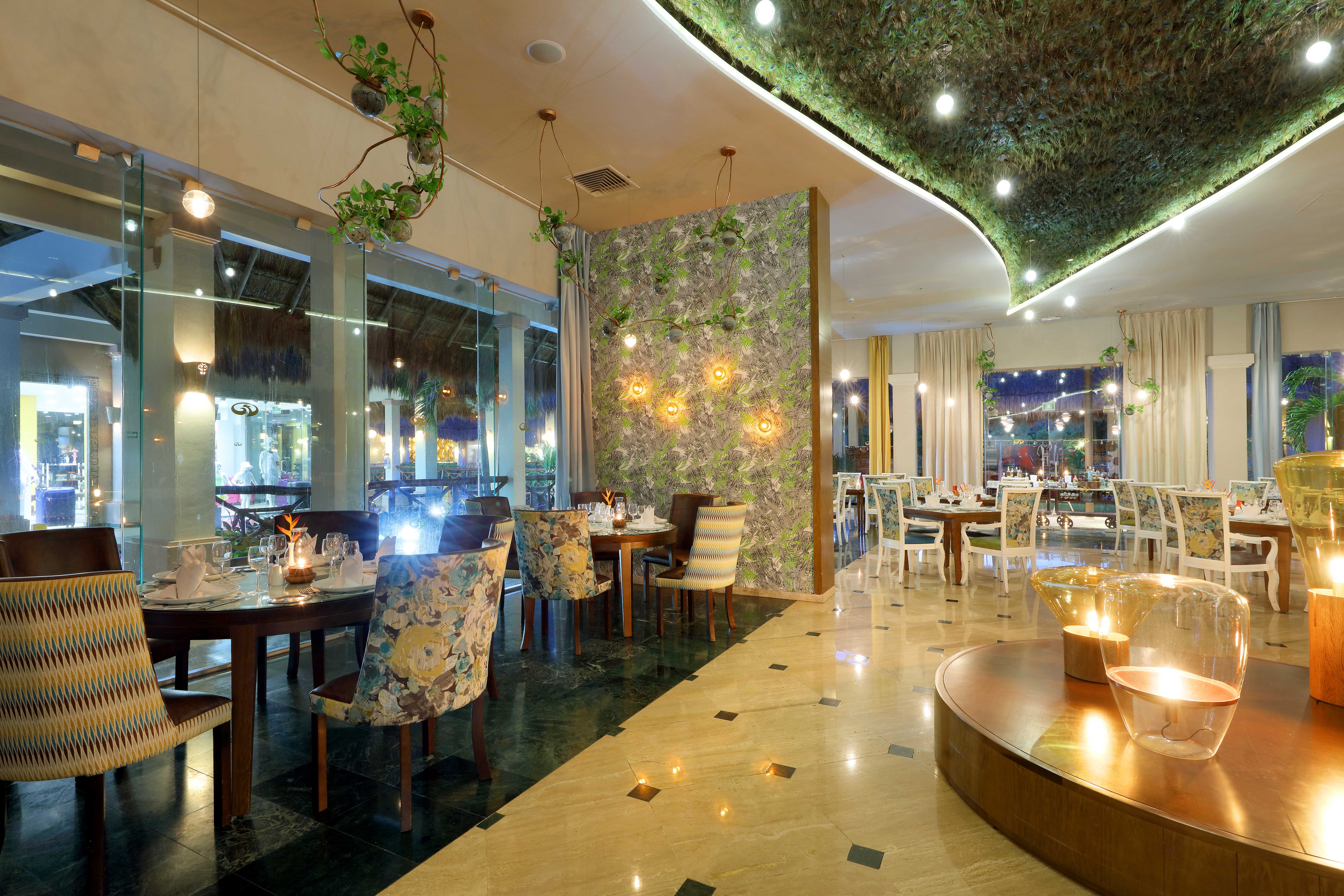 Grand Palladium Kantenah Riviera Maya, All Inclusive Resort restaurant in Riviera Maya, Other than US/Canada