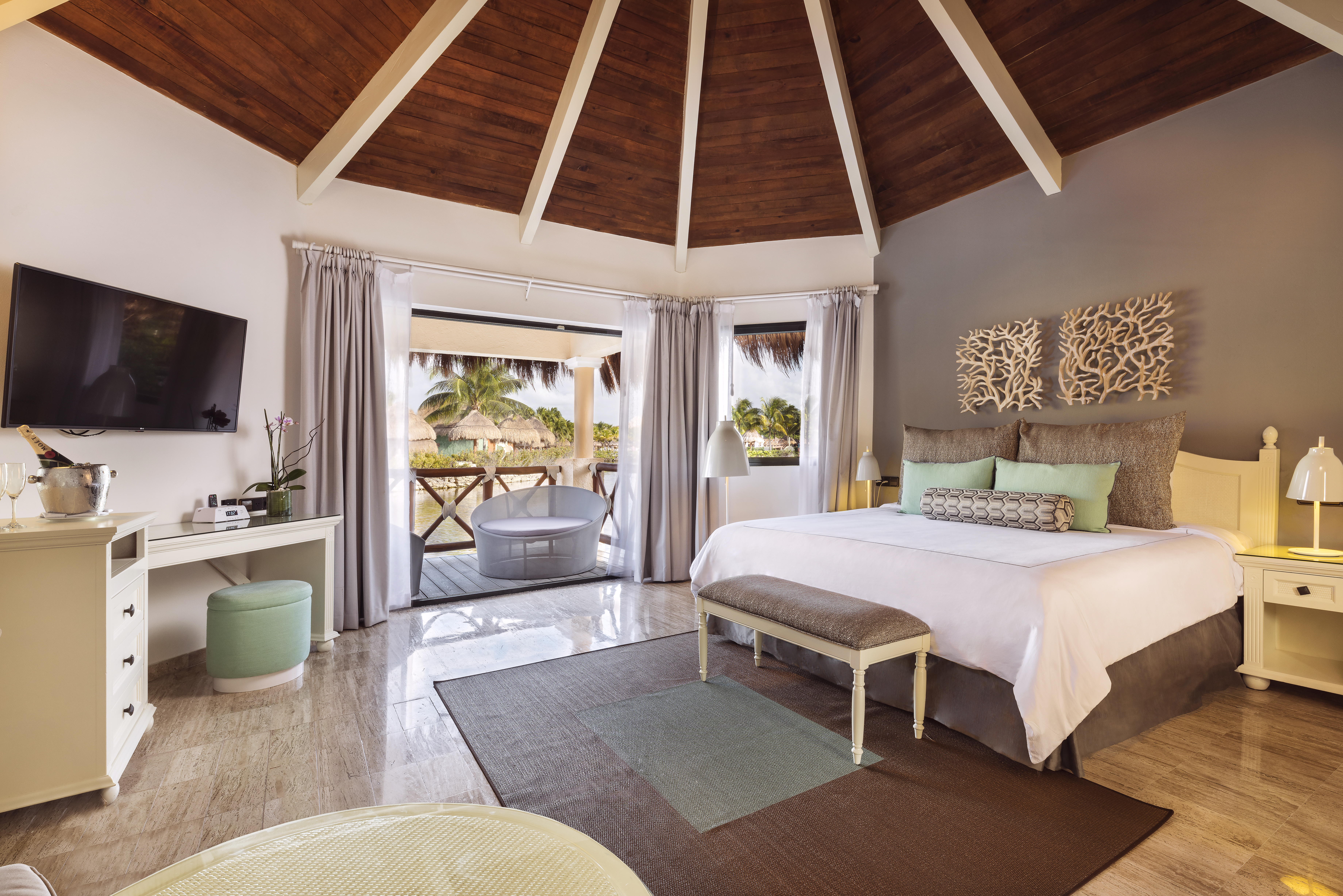 Guest room at the Grand Palladium Select WhiteSand Resort & Spa All Inclusive in Riviera Maya, Other than US/Canada