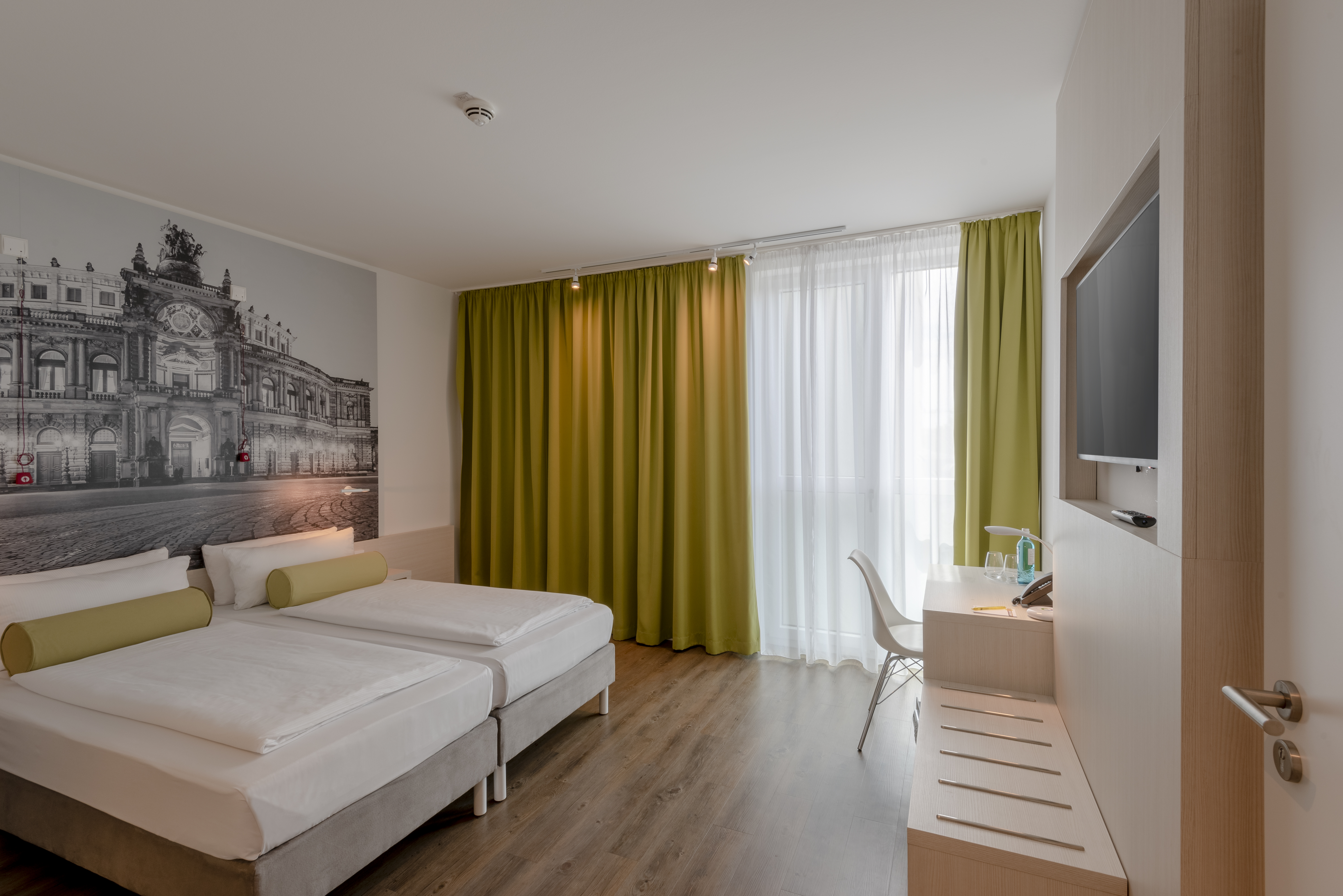Guest room at the Super 8 by Wyndham Dresden in Dresden, Other than US/Canada