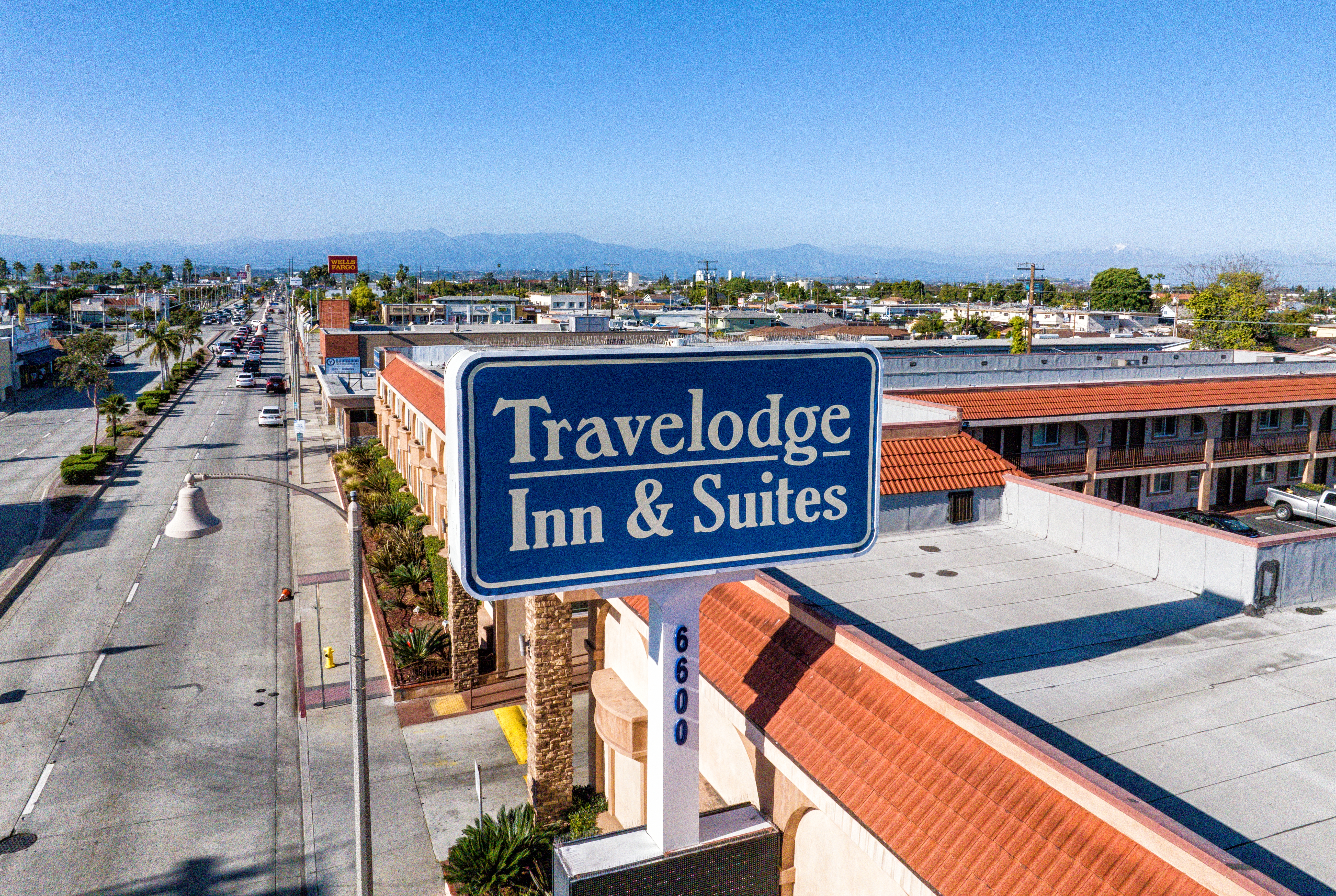 Exterior of Travelodge Inn & Suites by Wyndham Bell Los Angeles Area hotel in Bell, California