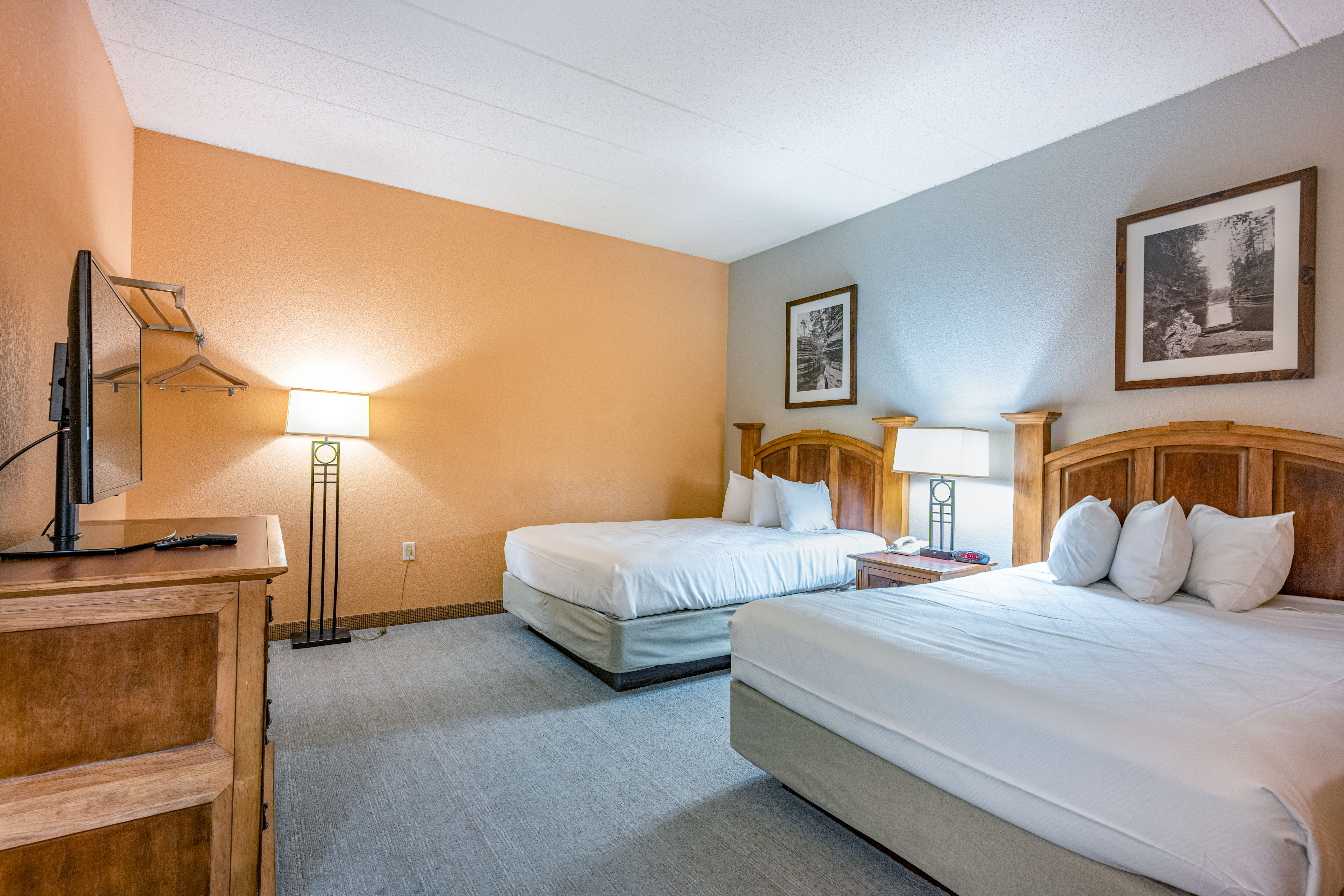 Guest room at the Chula Vista Resort, Trademark Collection by Wyndham in Wisconsin Dells, Wisconsin