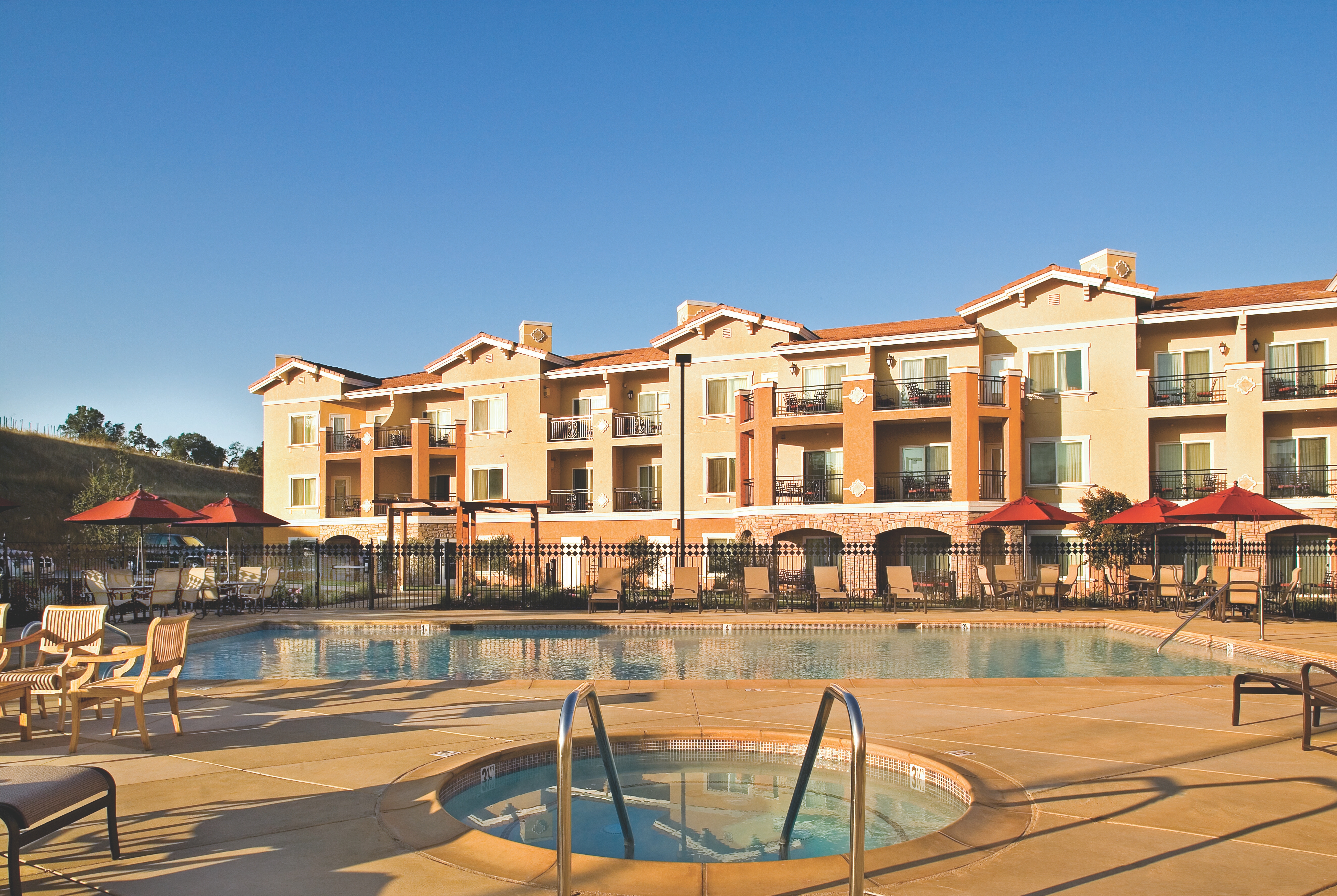 Pool daytime image at the Club Wyndham Vino Bello Resort in Napa, California
