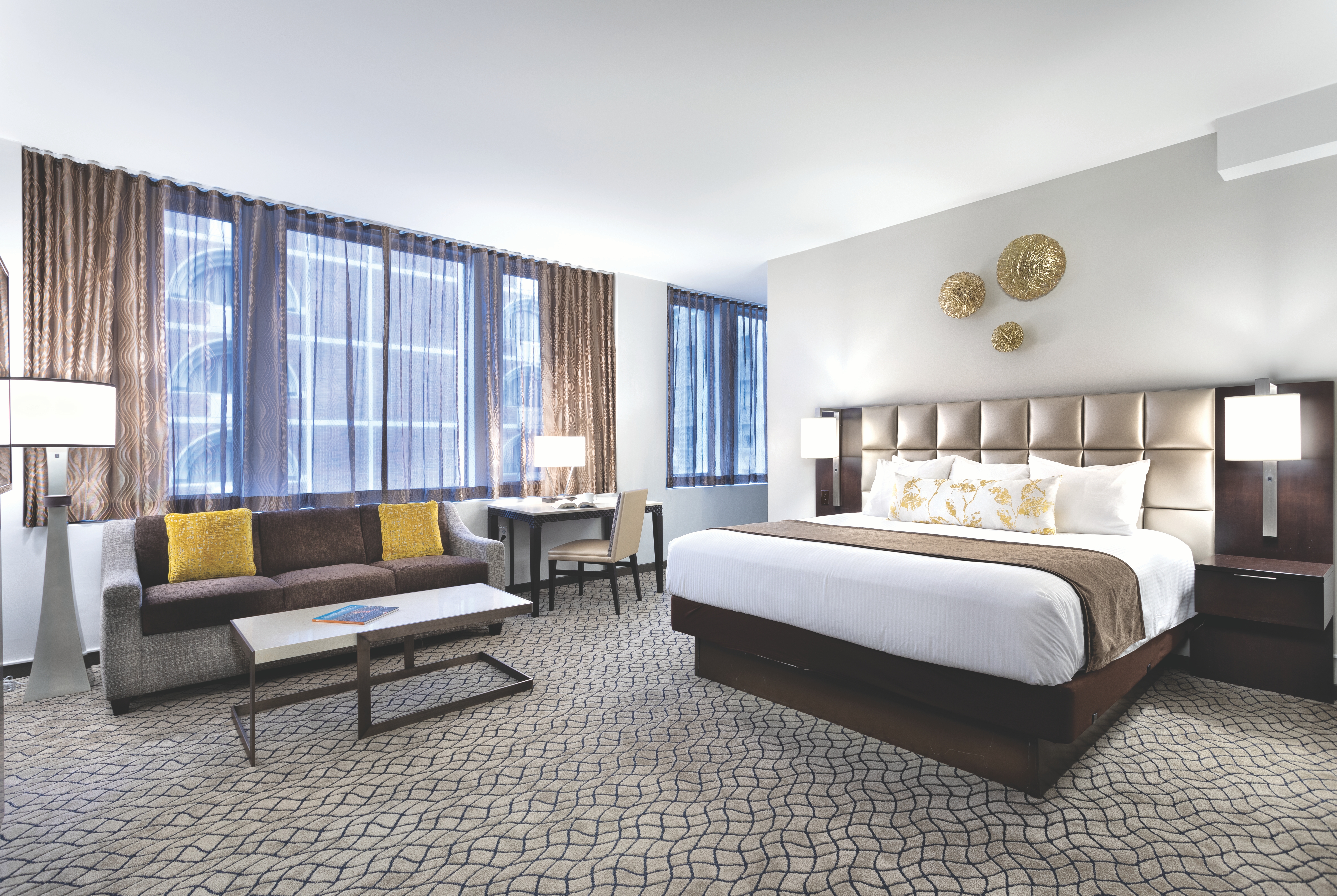Guest room at the The Donatello in San Francisco, California