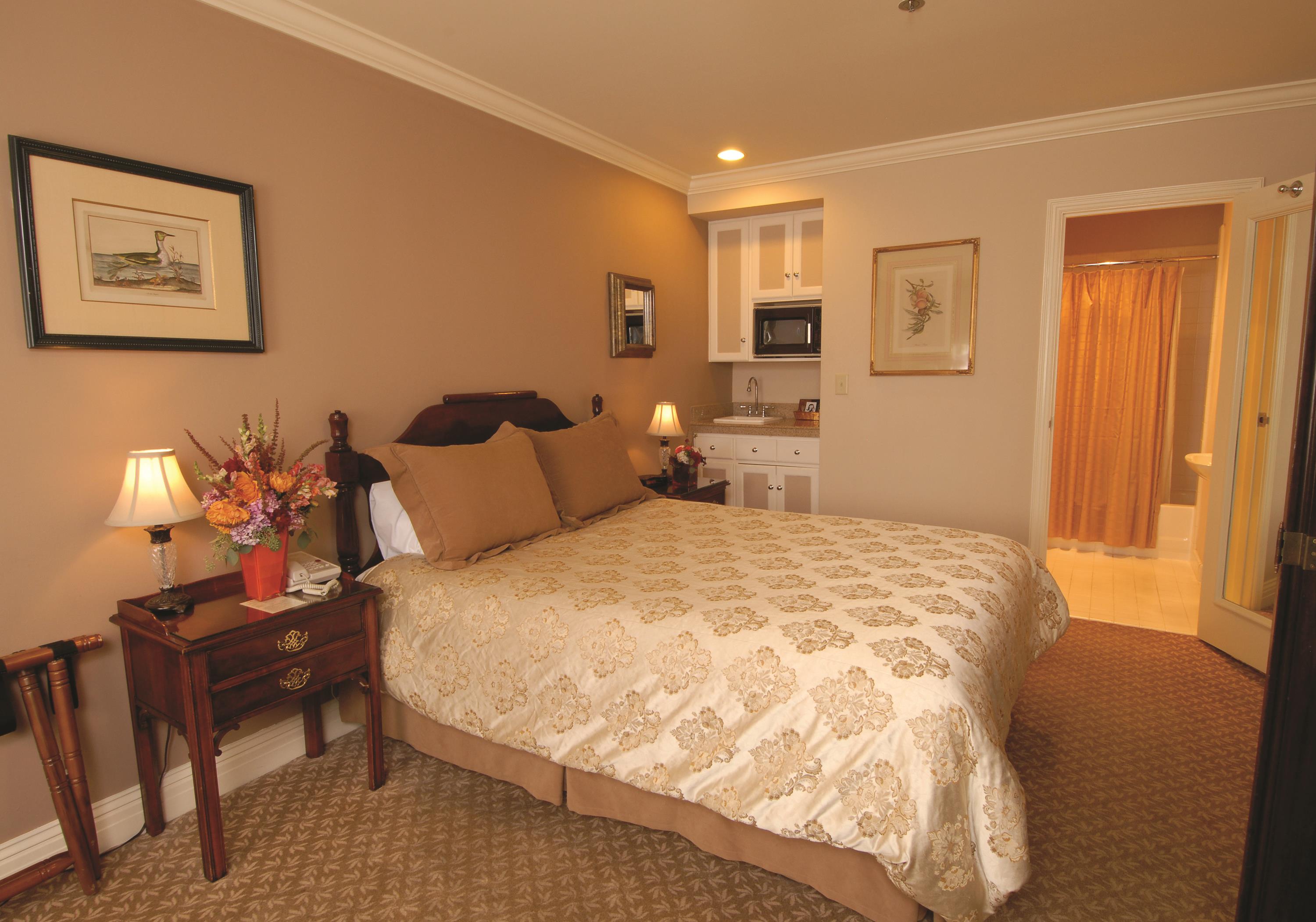 Guest room at the Inn At The Opera in San Francisco, California