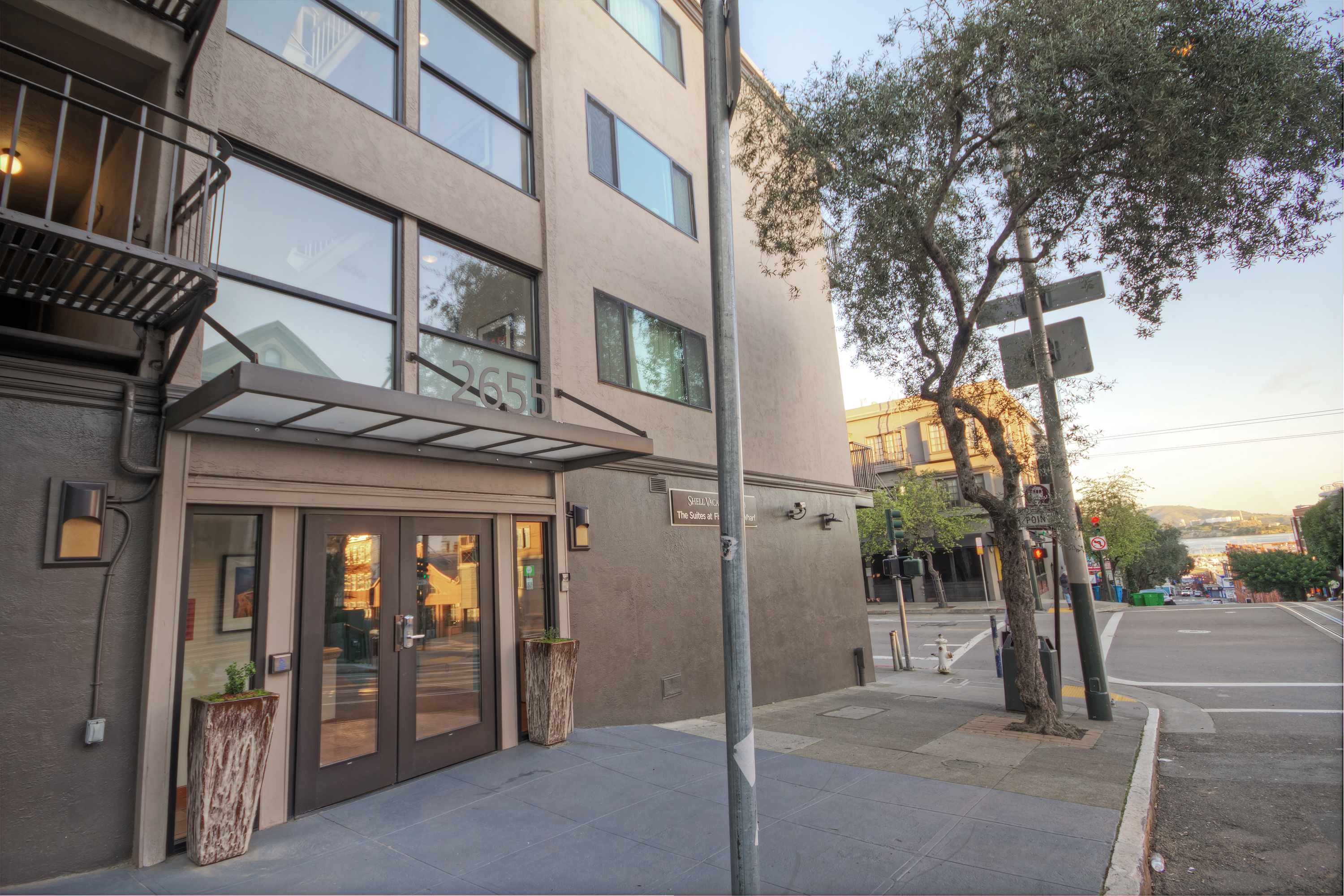 Exterior of Suites at Fisherman's Wharf hotel in San Francisco, California