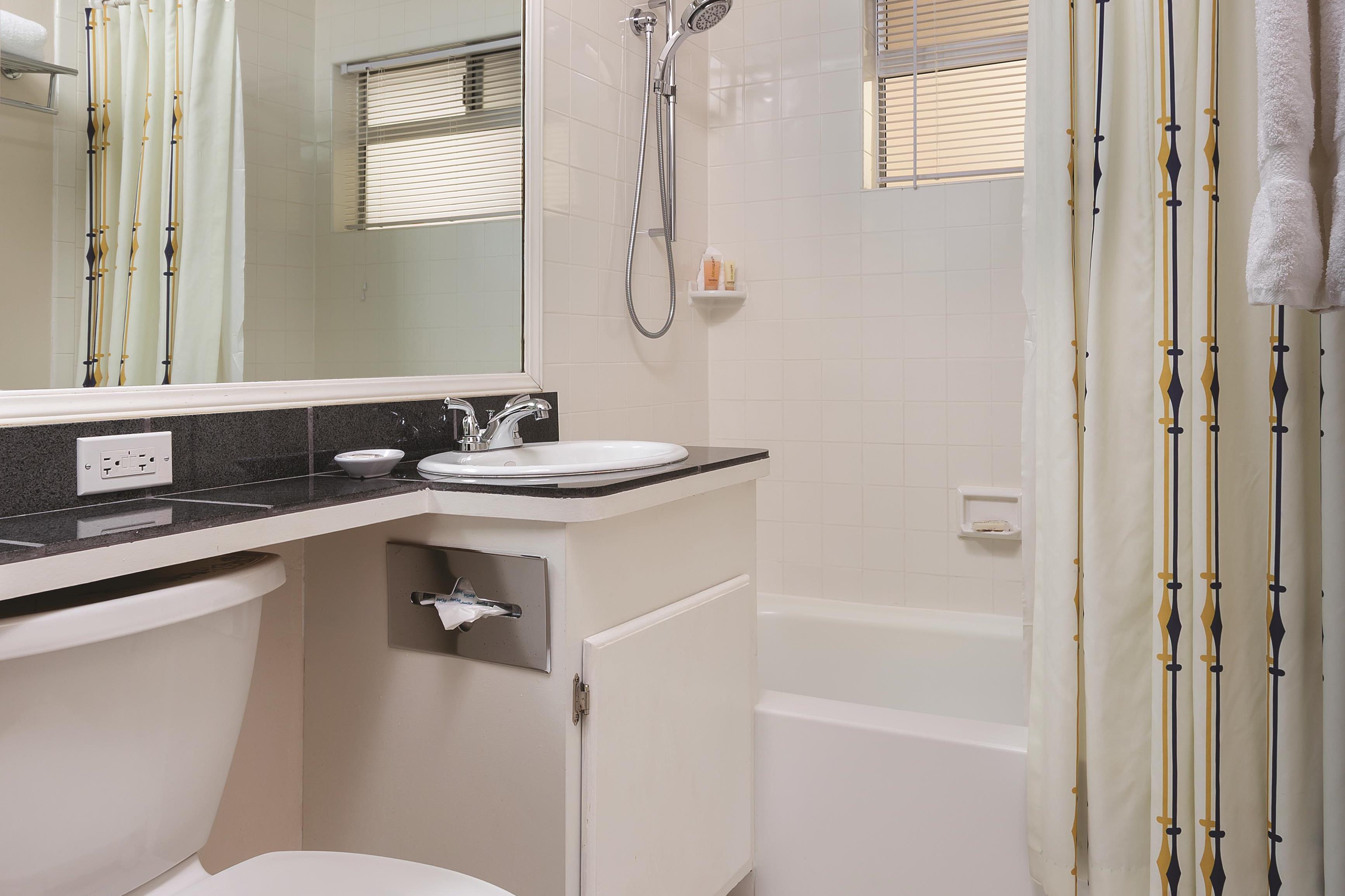 Guest room bath at the Suites at Fisherman's Wharf in San Francisco, California