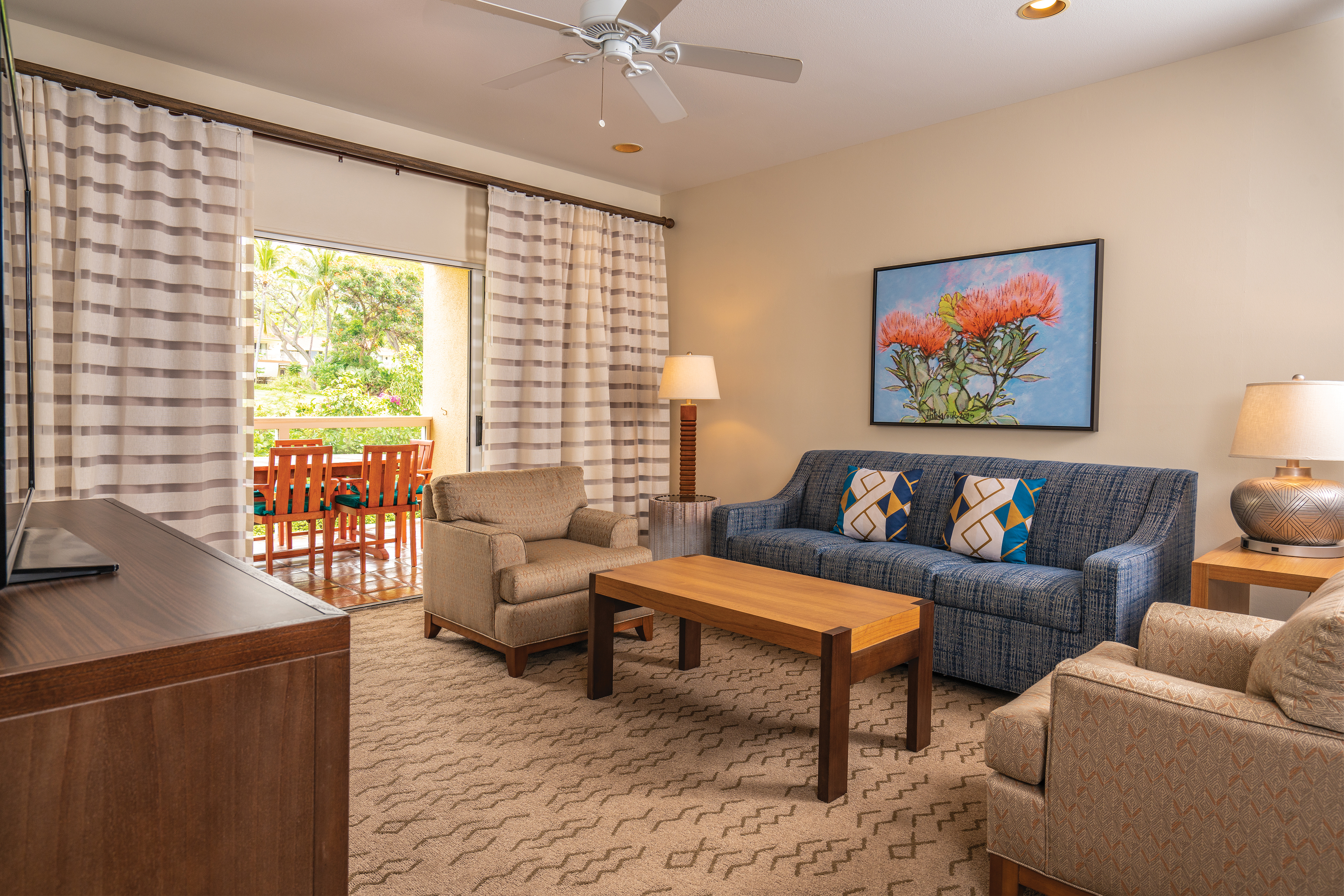 Guest room at the Shell Vacations Club Kona Coast Resort in Kailua Kona, Hawaii