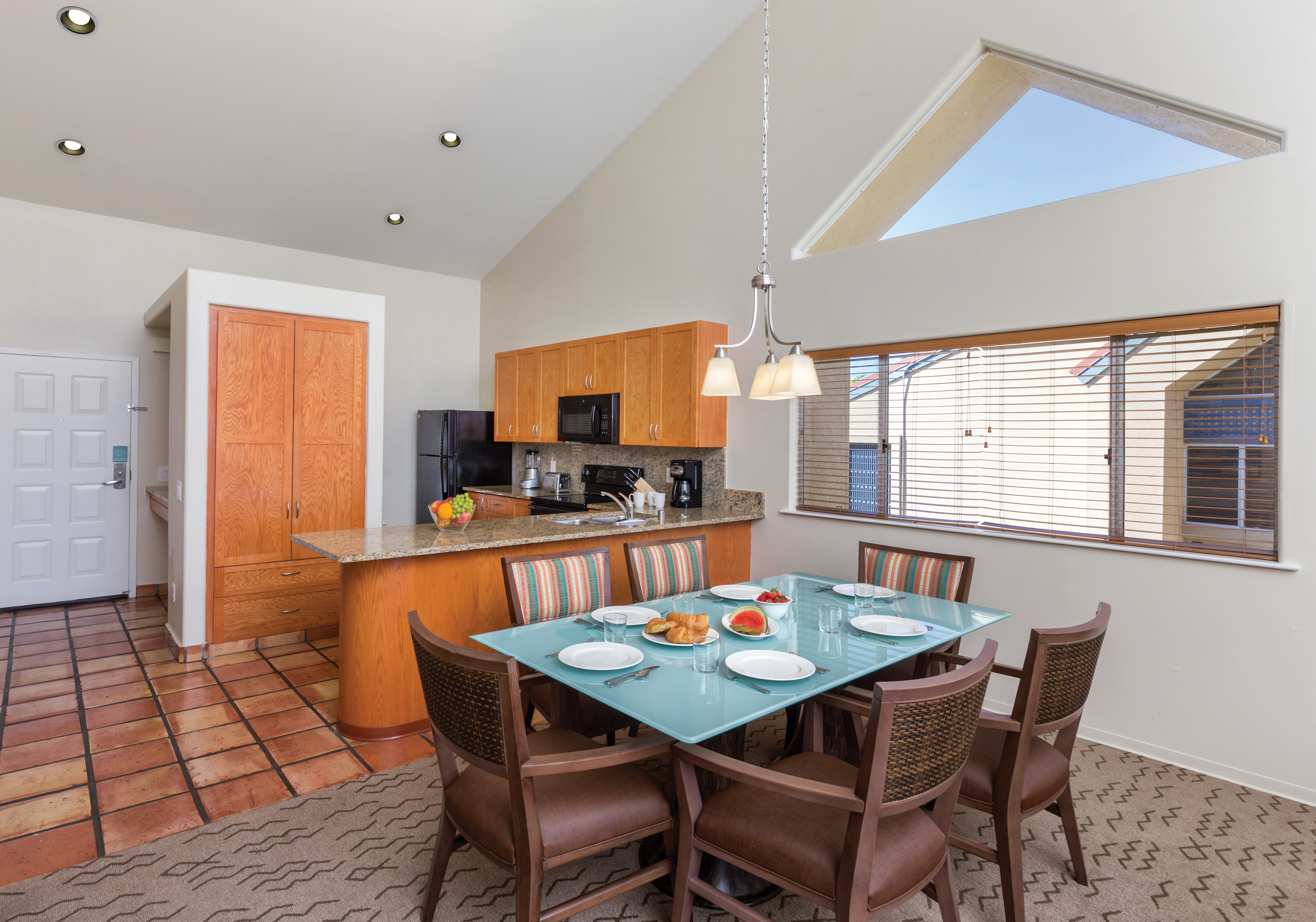 Guest room at the Shell Vacations Club Kona Coast Resort in Kailua Kona, Hawaii