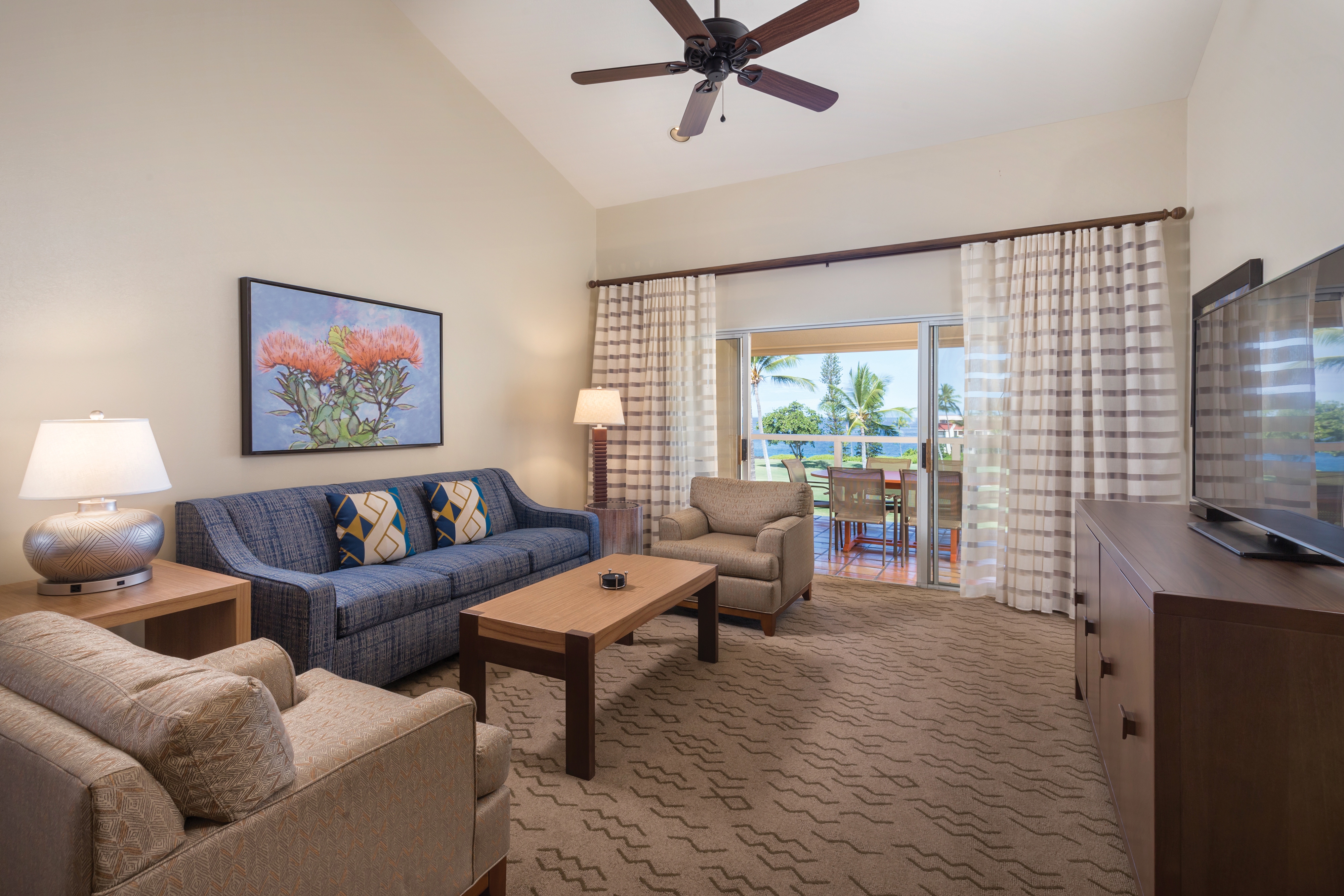 Guest room at the Shell Vacations Club Kona Coast Resort in Kailua Kona, Hawaii