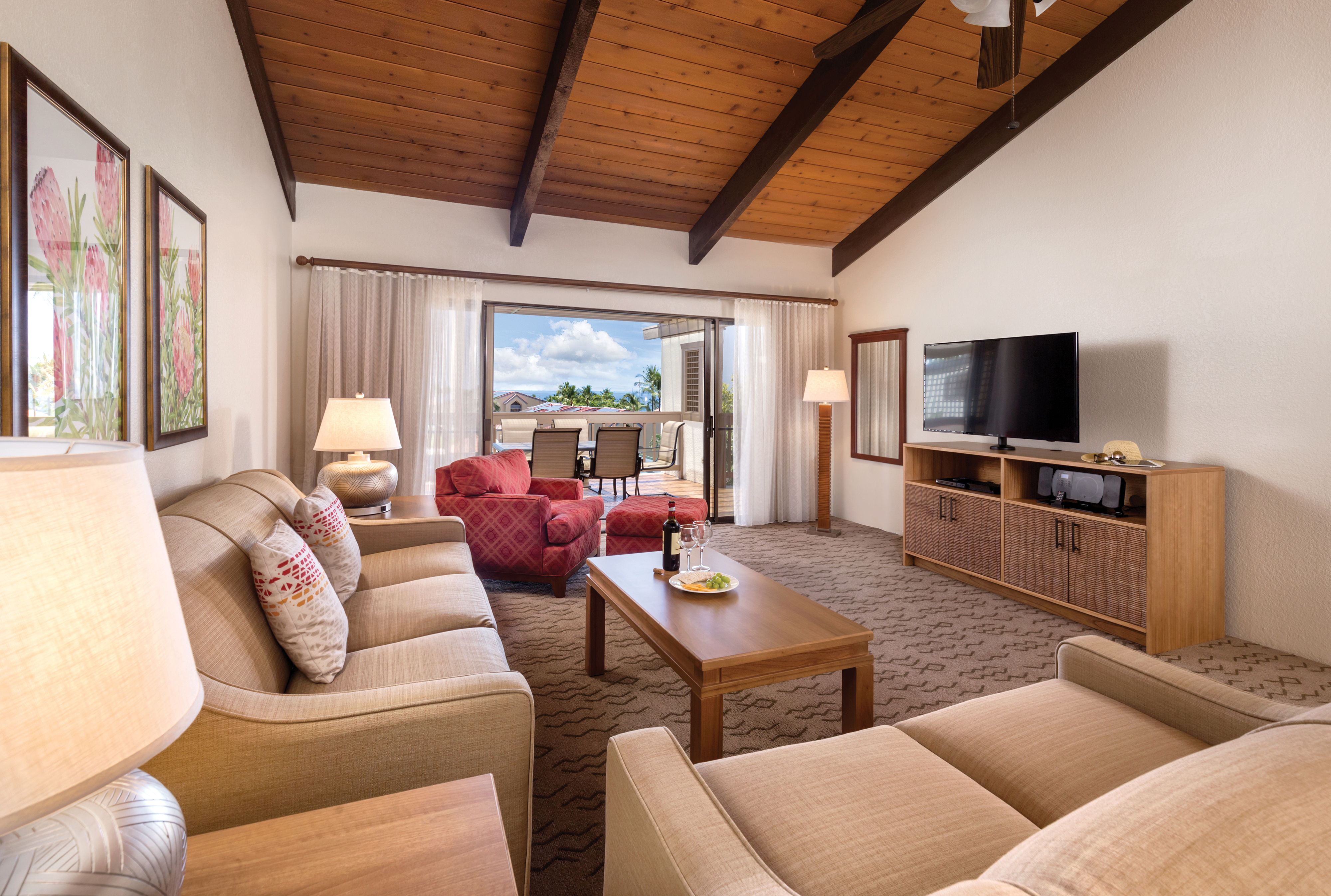 Guest room at the Shell Vacations Club Kona Coast Resort in Kailua Kona, Hawaii