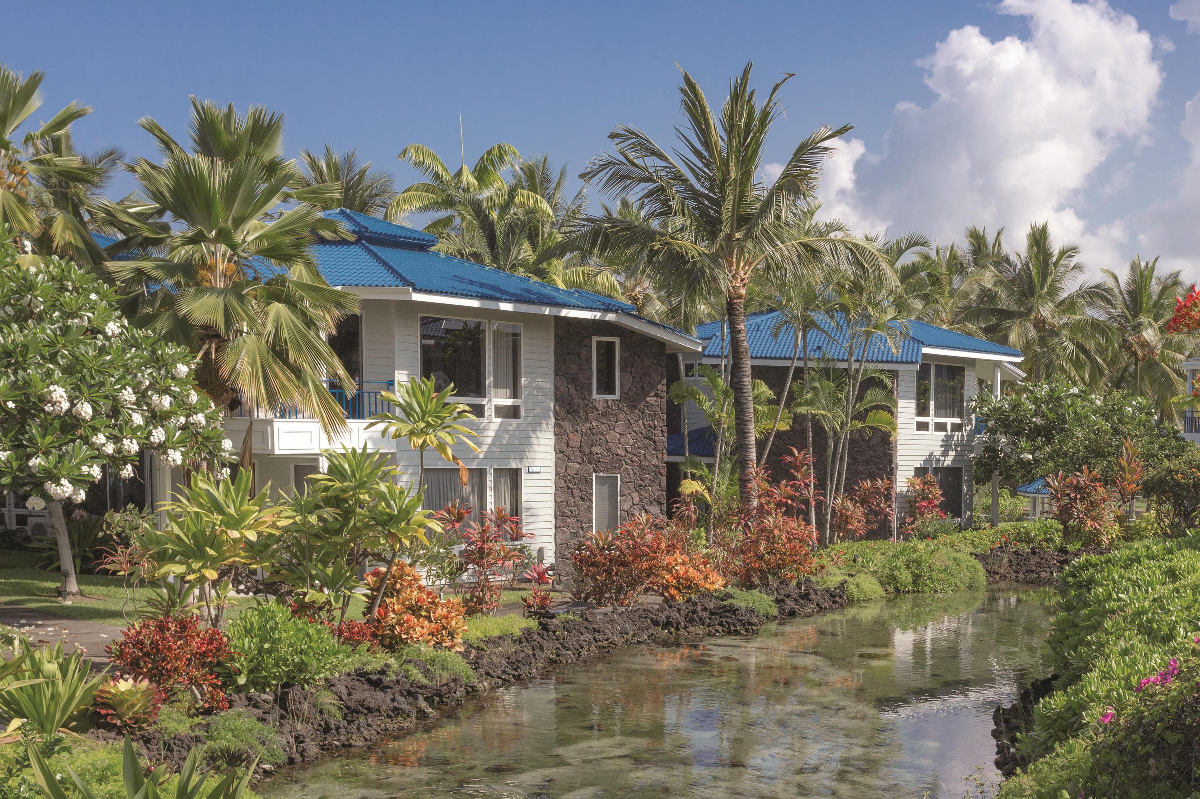 Exterior of Shell Vacations Club Holua Resort at the Mauna Loa Village hotel in Kailua Kona, Hawaii