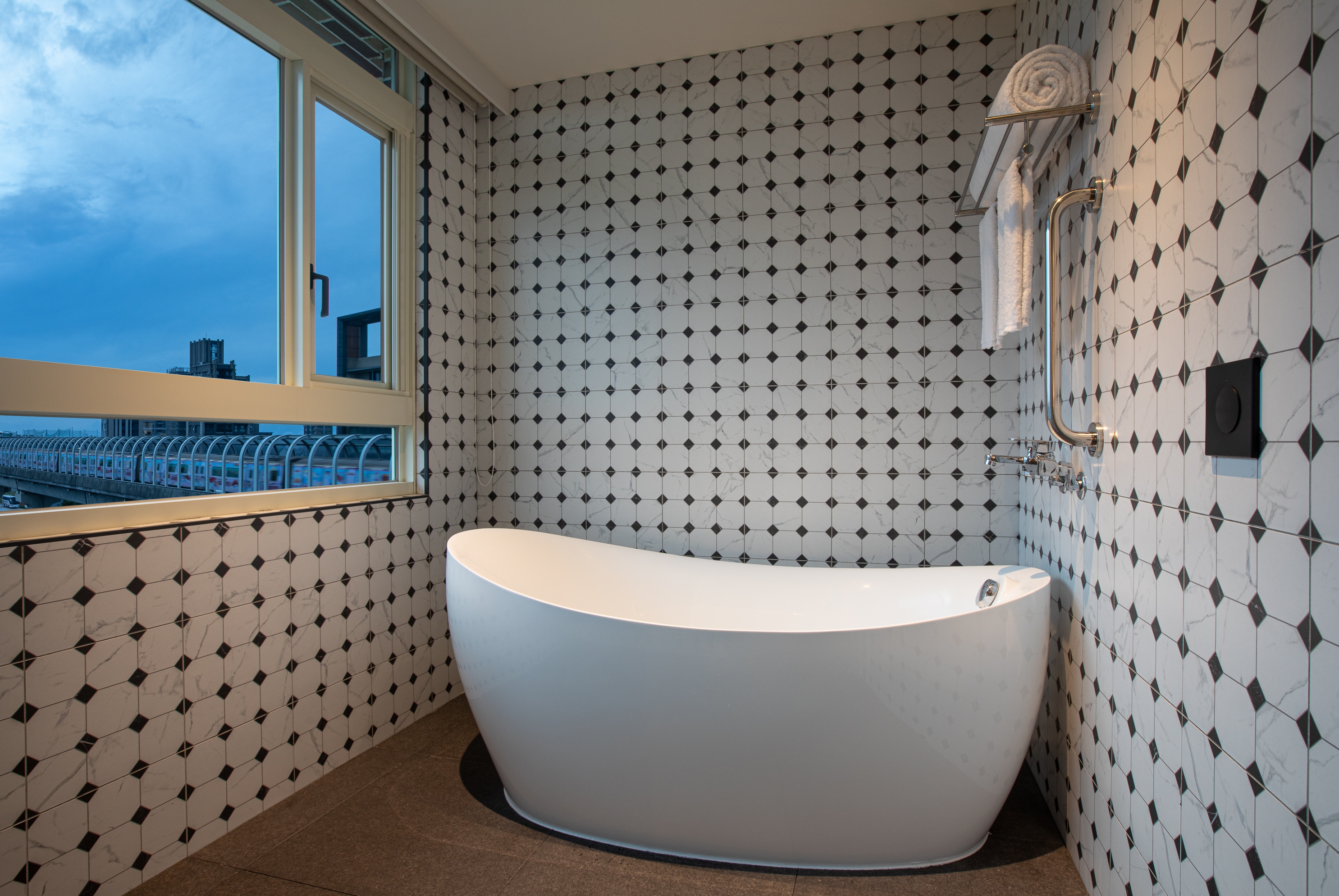 Guest room bath at the TRYP by Wyndham New Taipei Linkou in New Taipei City, Other than US/Canada