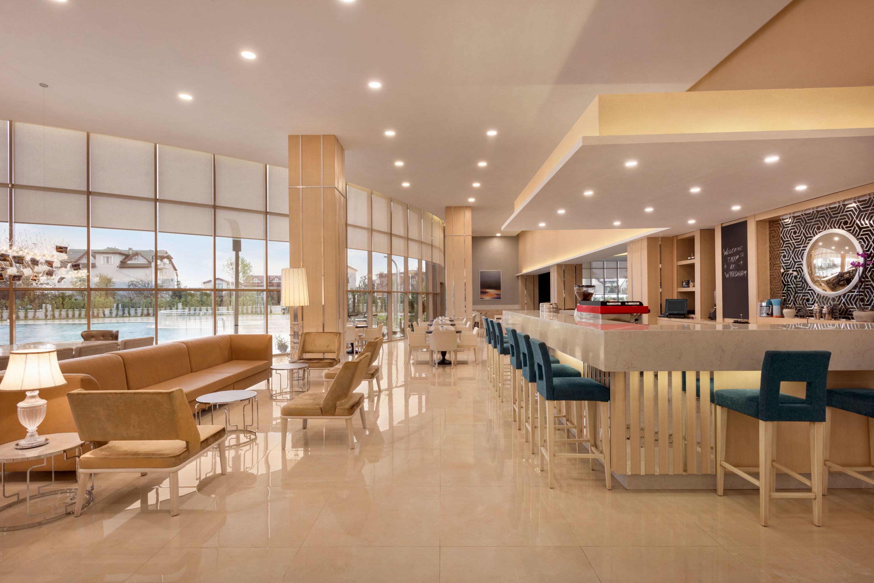 Bar at TRYP by Wyndham Izmit in Kocaeli, Other than US/Canada