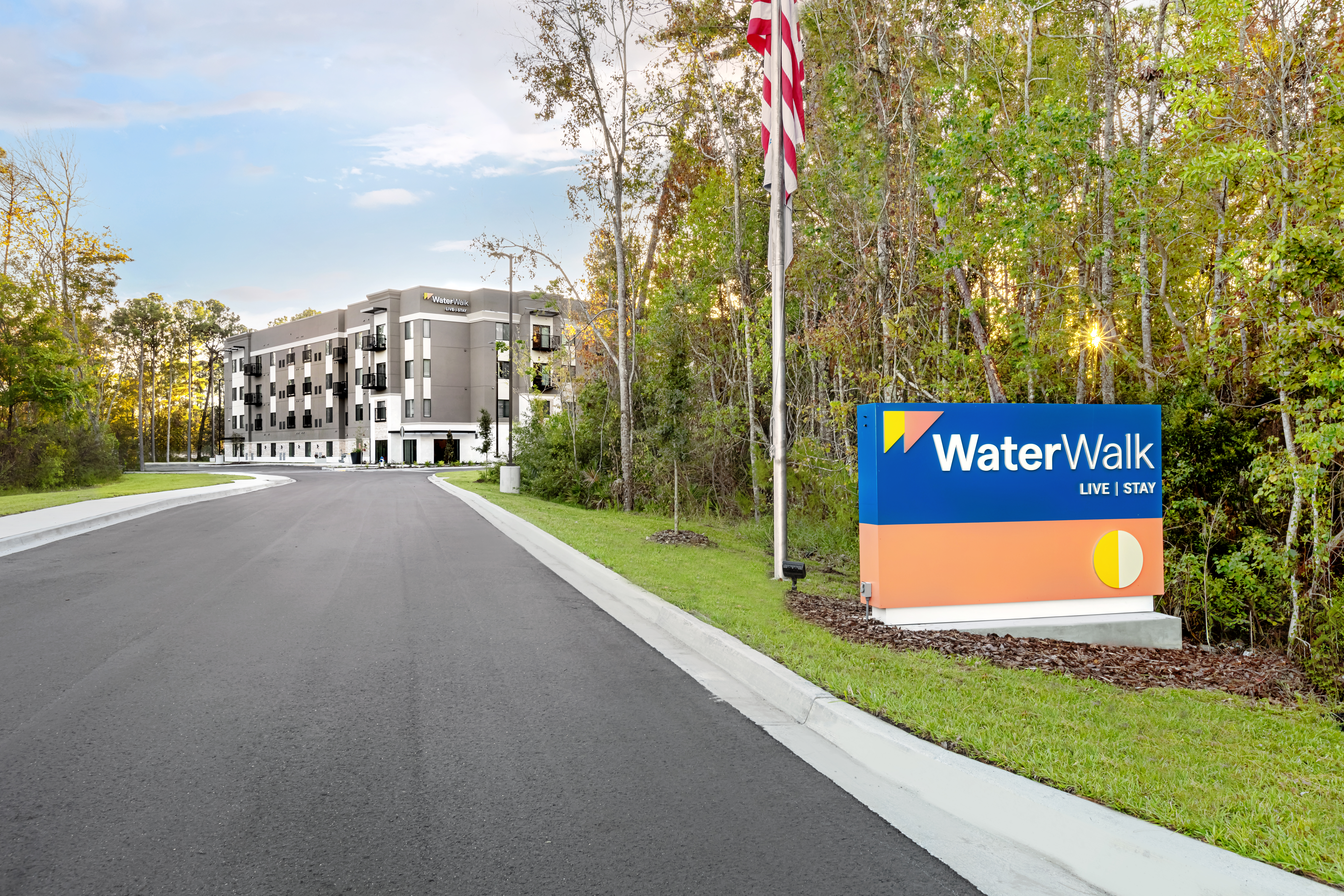 Exterior of WaterWalk Extended Stay Jacksonville Deerwood Pk hotel in Jacksonville, Florida