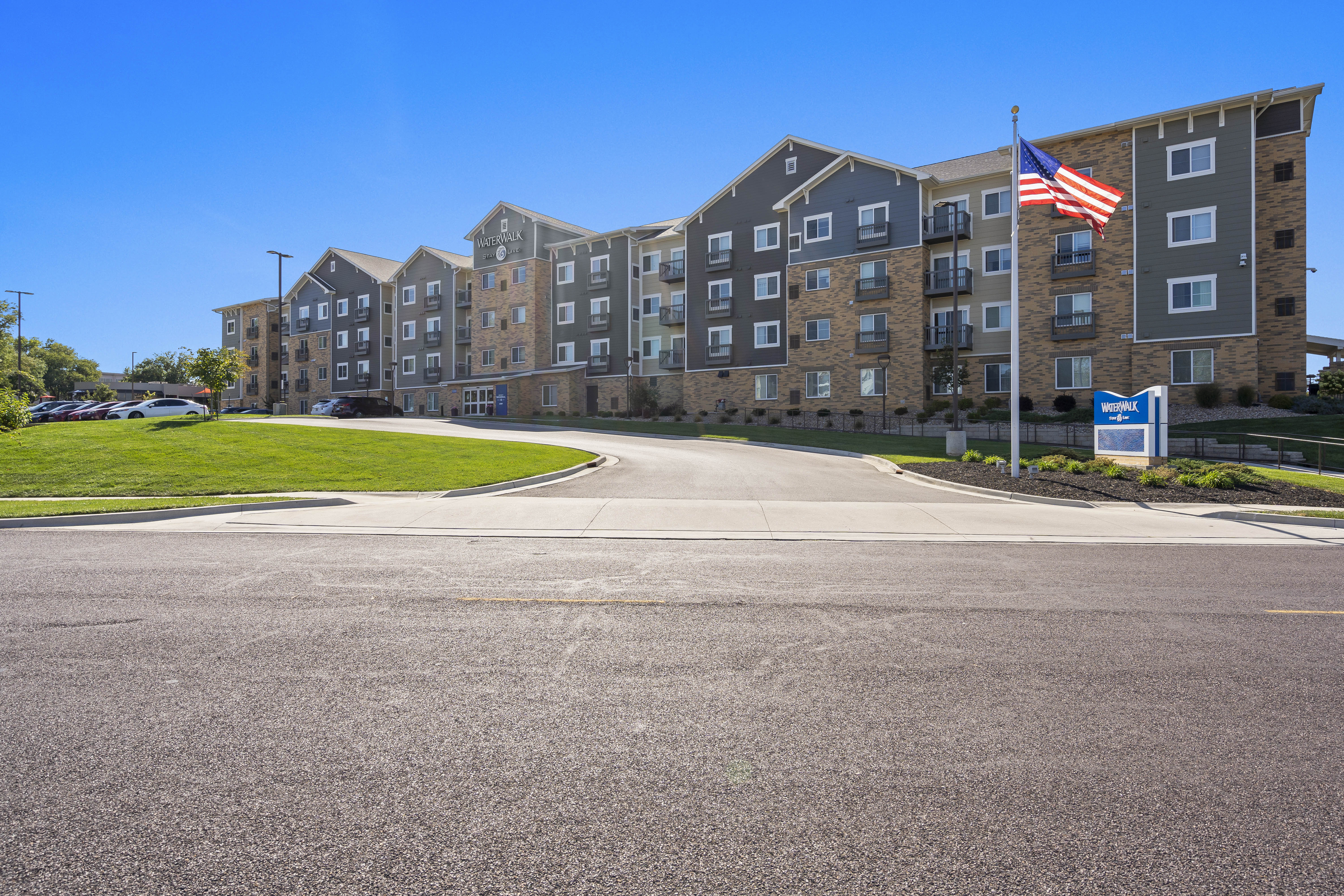 Exterior of WaterWalk Extended Stay Kansas City - Overland Pk hotel in Overland Park, Kansas