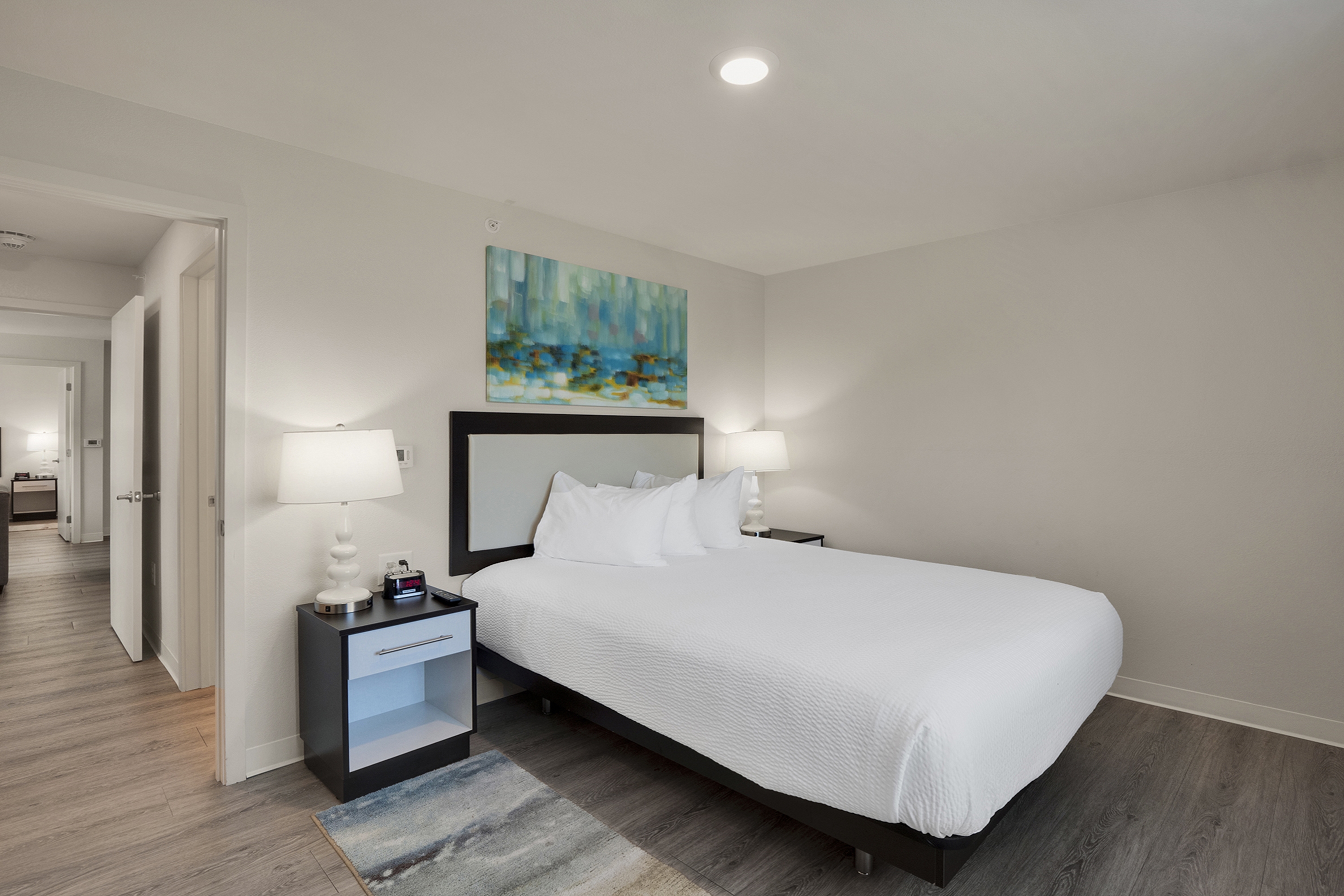 WaterWalk Extended Stay Charlotte - Arrowood suite in Charlotte, North Carolina
