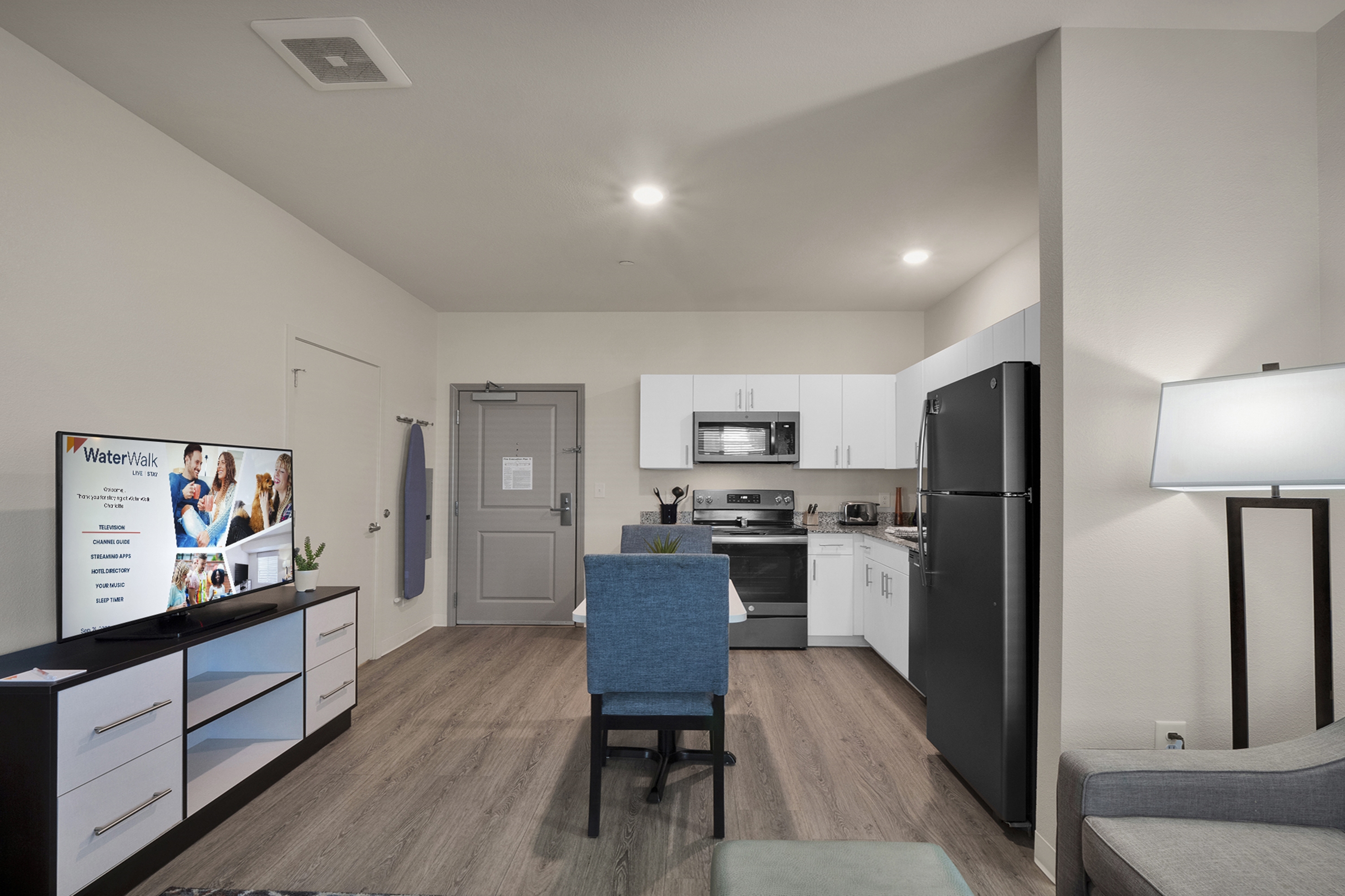 WaterWalk Extended Stay Charlotte - Arrowood suite in Charlotte, North Carolina