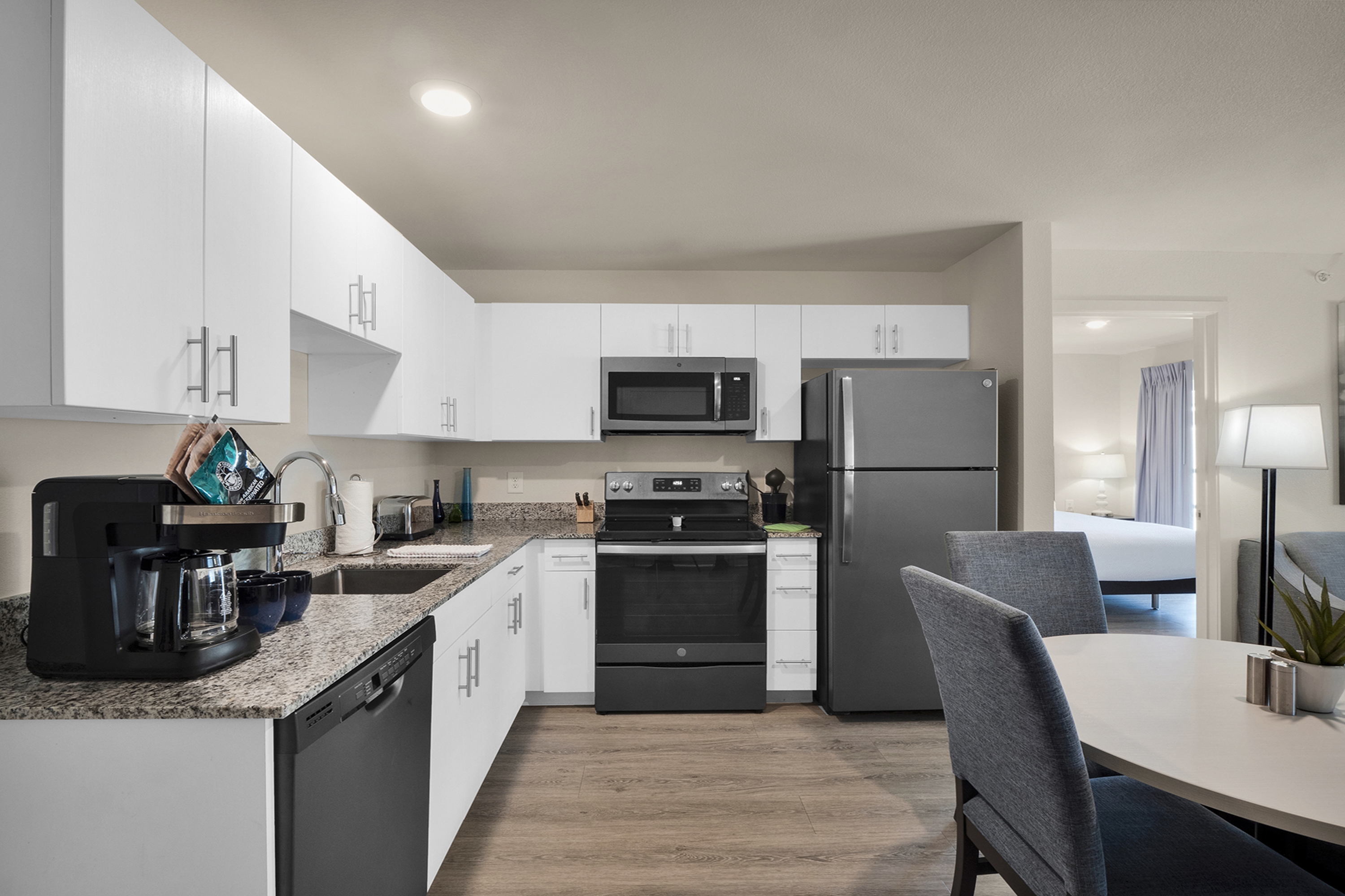 WaterWalk Extended Stay Charlotte - Arrowood suite in Charlotte, North Carolina