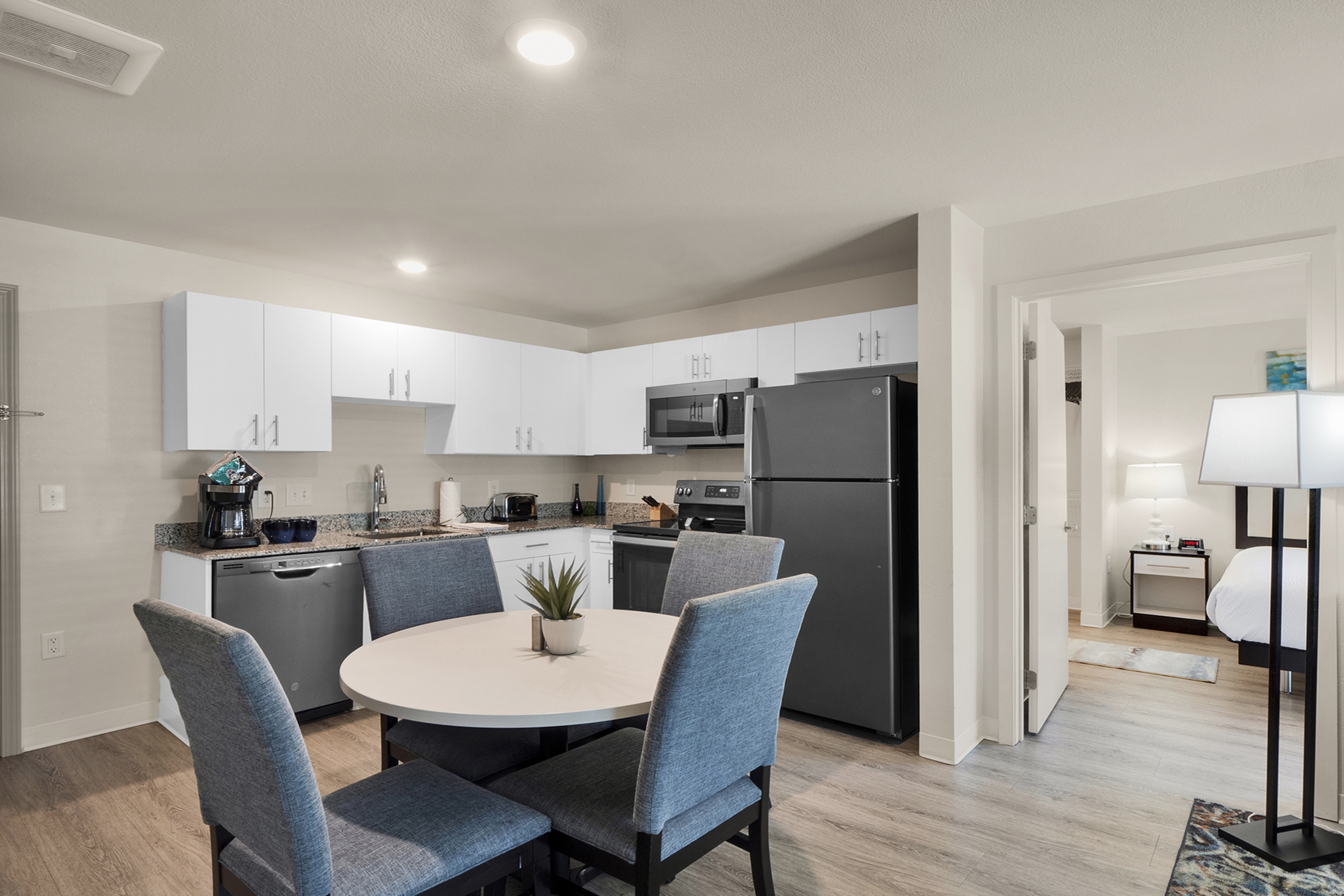 WaterWalk Extended Stay Charlotte - Arrowood suite in Charlotte, North Carolina