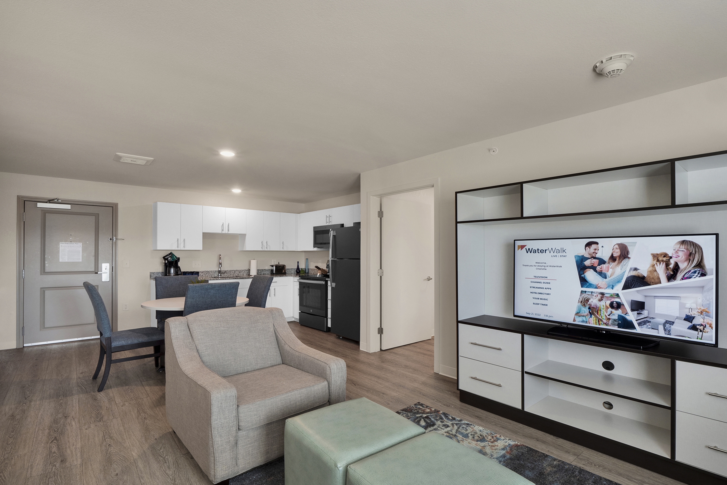 WaterWalk Extended Stay Charlotte - Arrowood suite in Charlotte, North Carolina